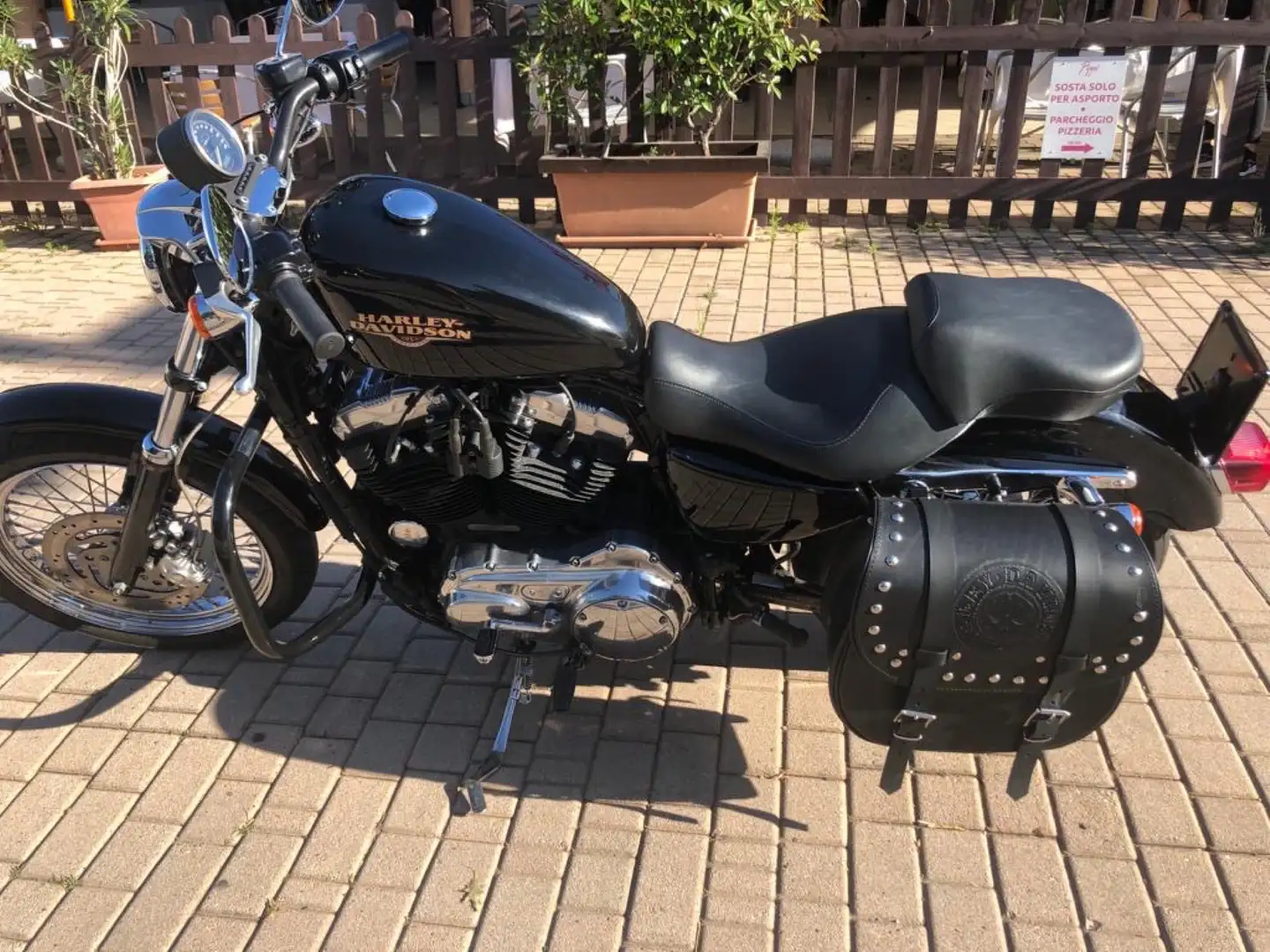 Harley-Davidson Sportster XL 883 Siyah - 1