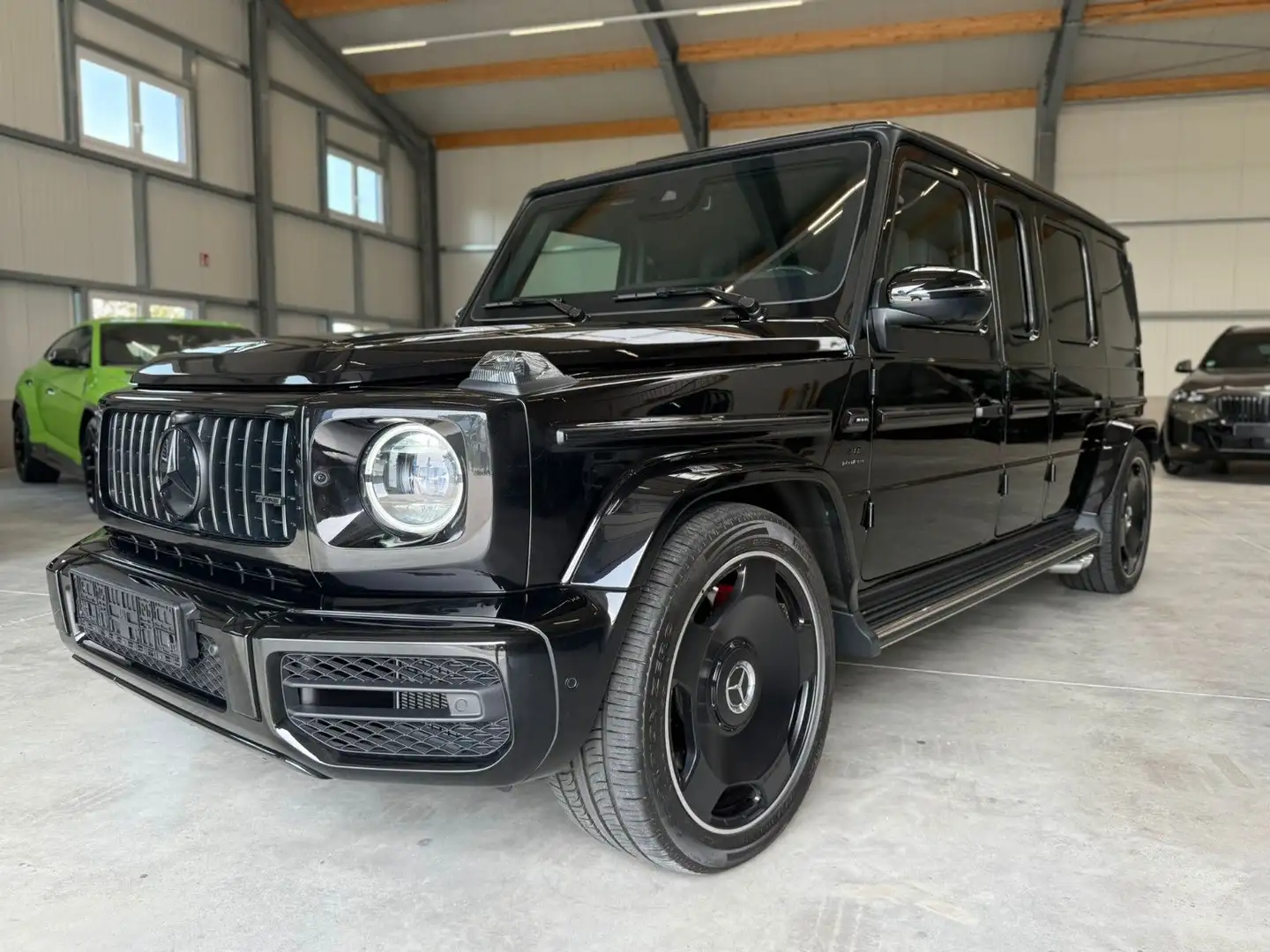 Mercedes-Benz G 63 AMG G63 AMG ARMORED EWB LEVEL B6/B6+ UNIQUS EDITION Schwarz - 1
