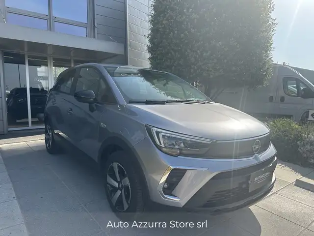Opel Crossland view 3