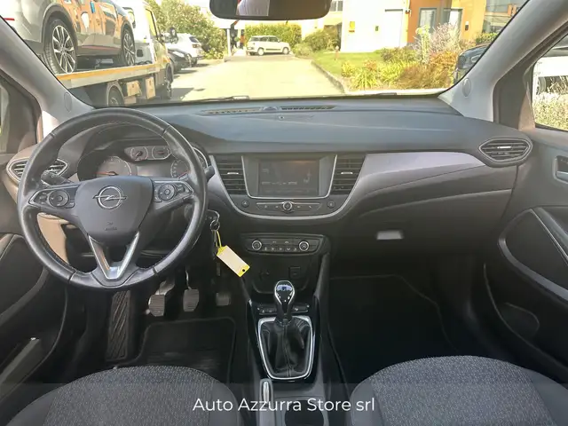 Opel Crossland view 10