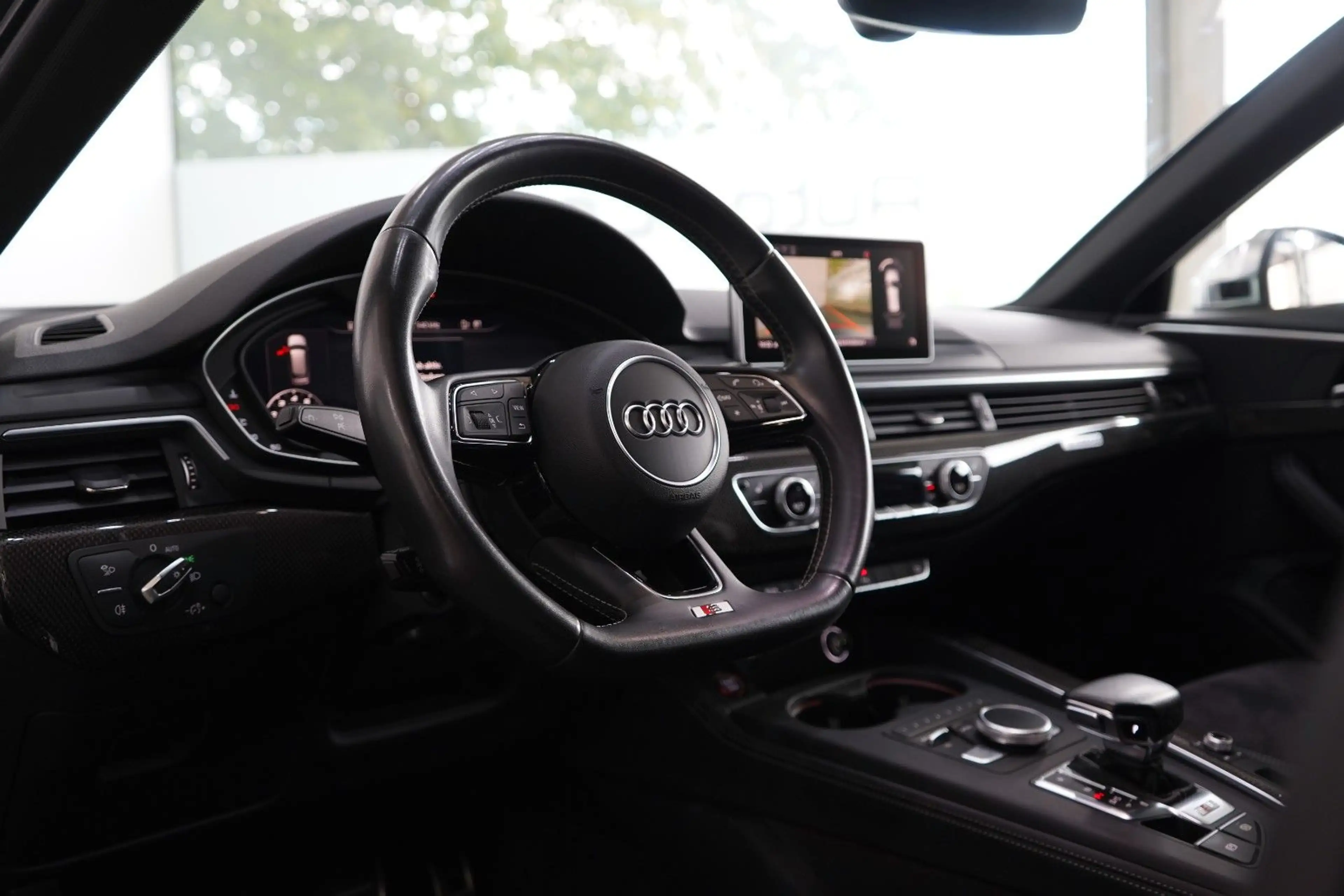 Audi S4 Avant 3.0 TFSI quattro*Carbon*Daytona G.*Ahk* — photo 13