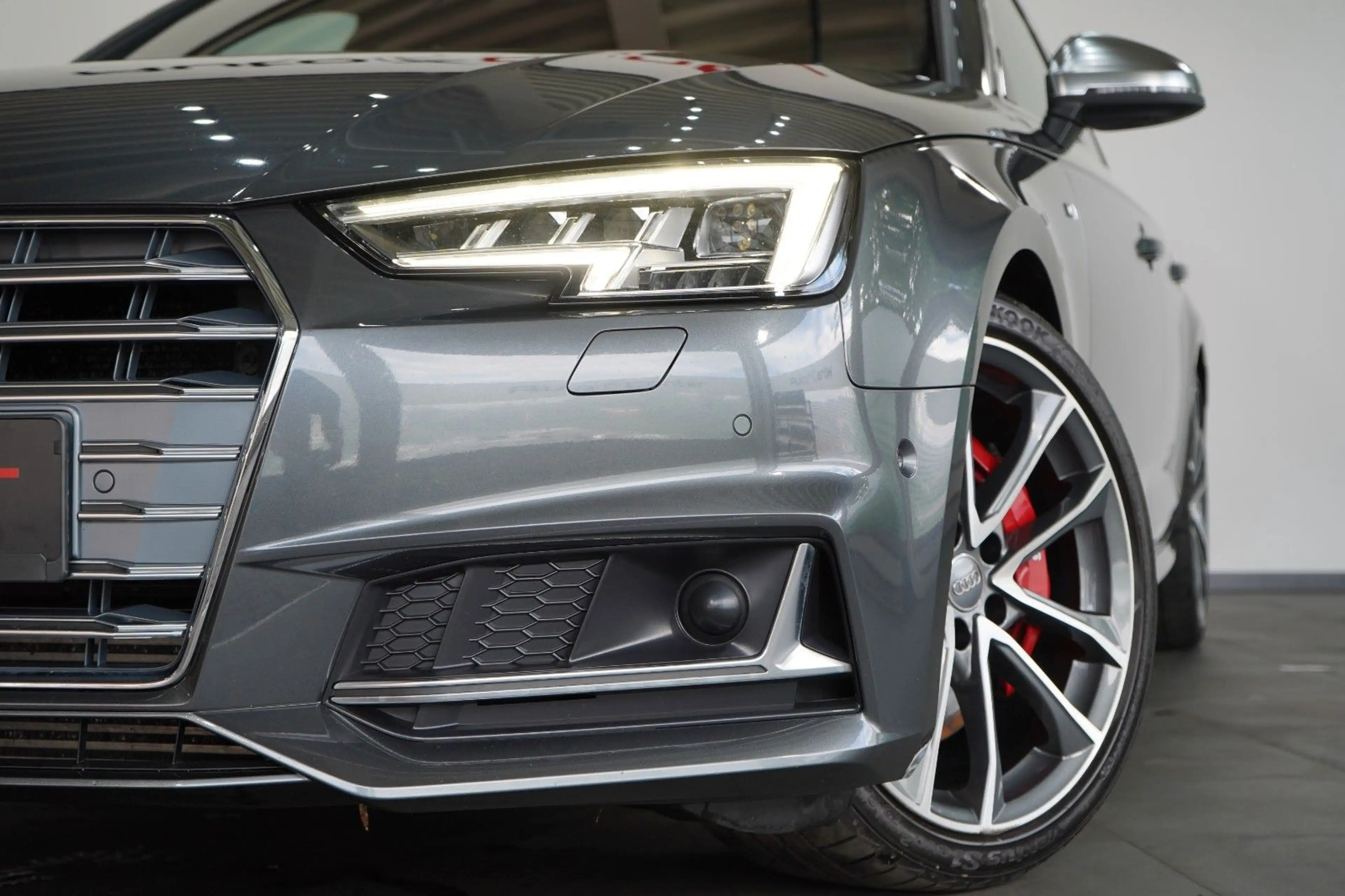 Audi S4 Avant 3.0 TFSI quattro*Carbon*Daytona G.*Ahk* — photo 5