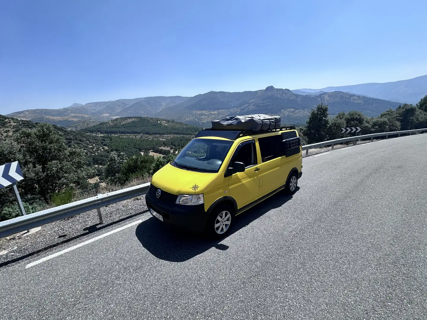 Volkswagen T5 Transporter - 1