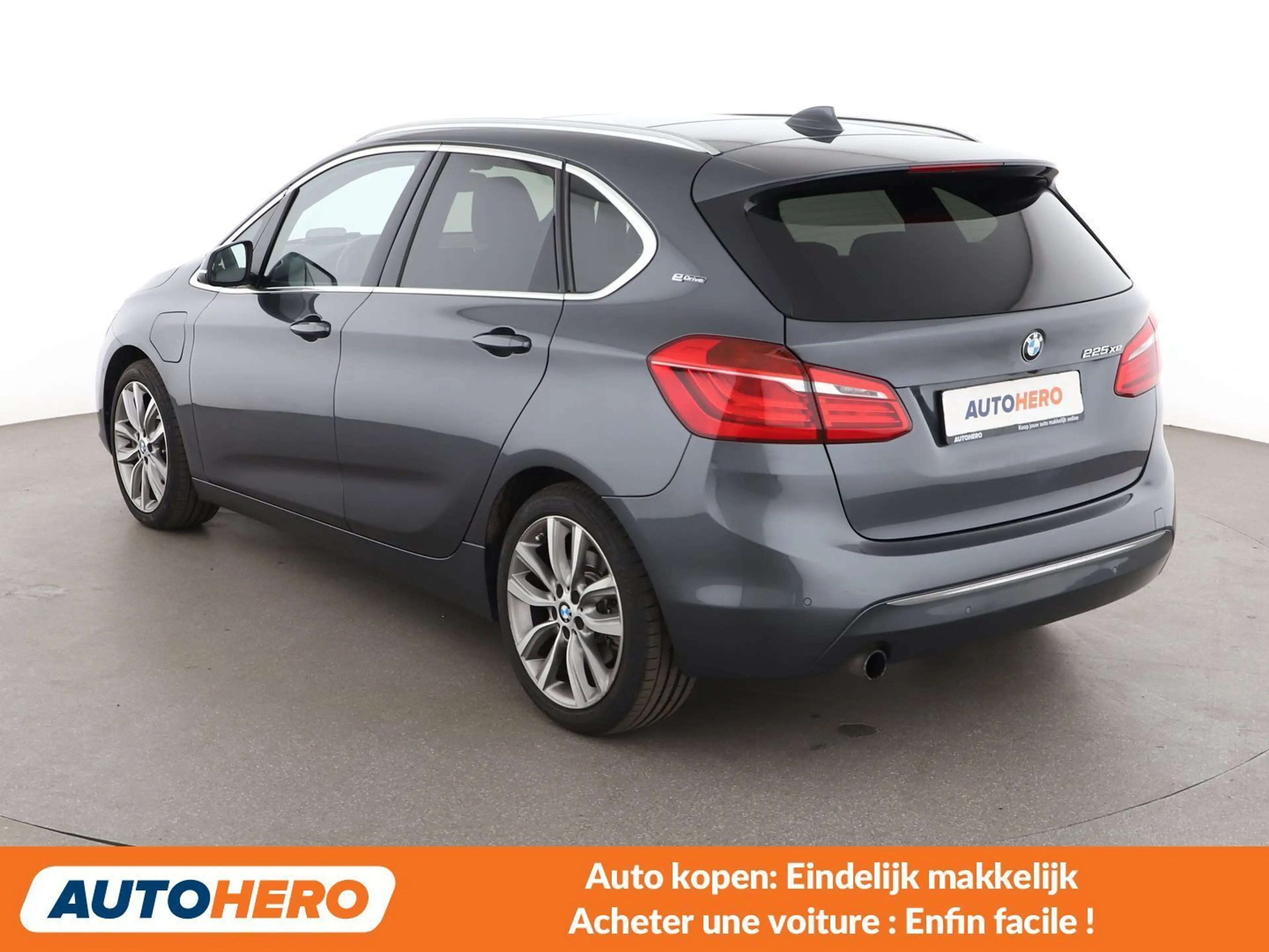 BMW 225 225xe Active Tourer Luxury Line — photo 4