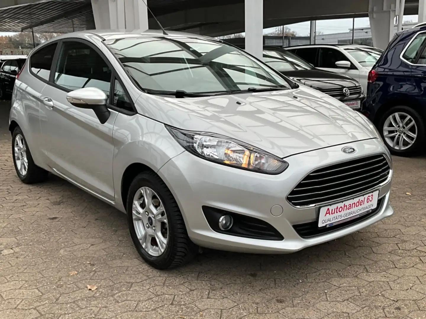 Ford Fiesta Sync Edition*Klima*Sitzheizung*Funk*Multi Grijs - 2