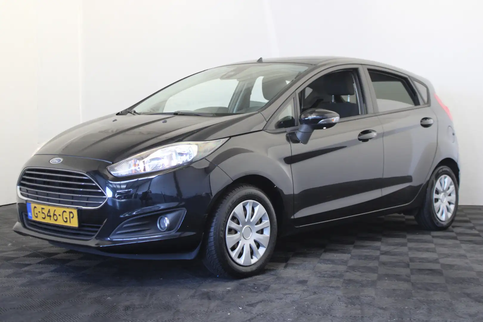 Ford Fiesta 1.0 EcoBoost Titanium Zwart - 1