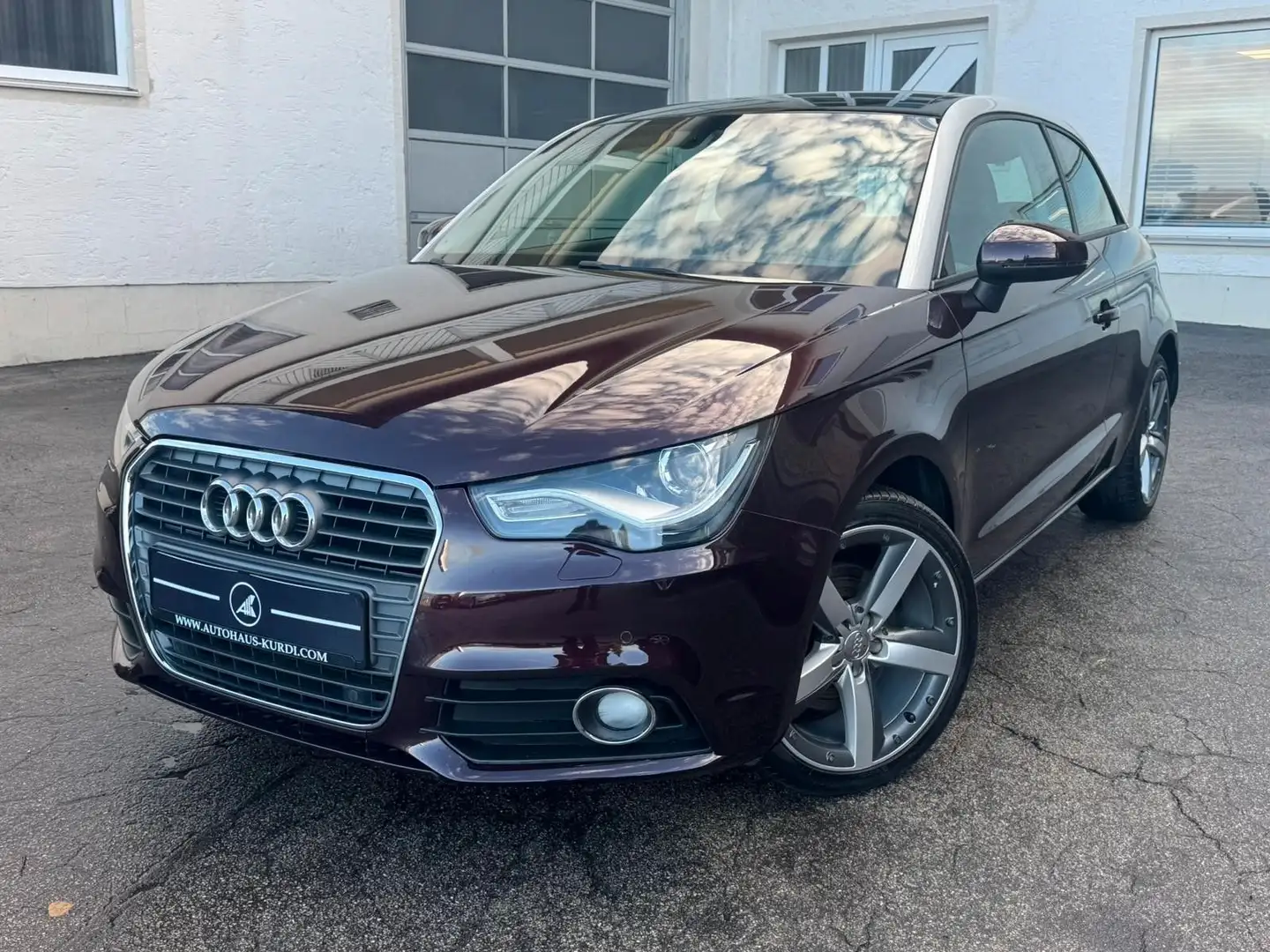 Audi A1 ambition PANO SHZ XENON TEMPO 17"LM EXCLUSIVE Mauve - 1
