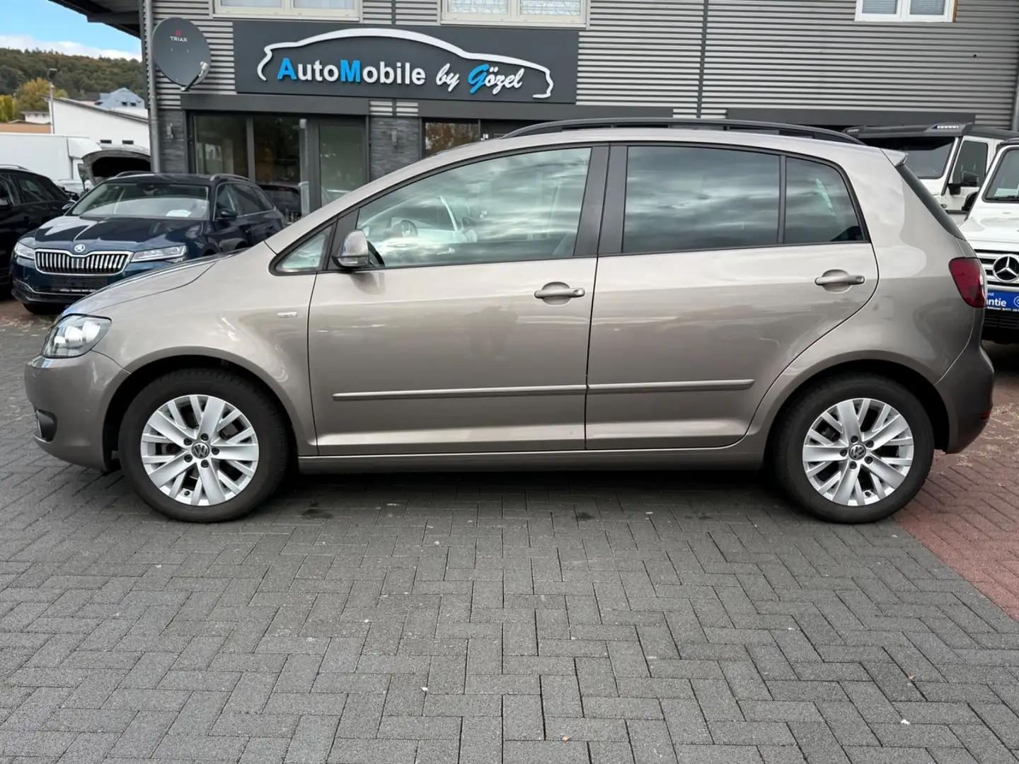 Volkswagen Golf Plus VI Life *2. Hand *SHZ *PDC Braun - 2