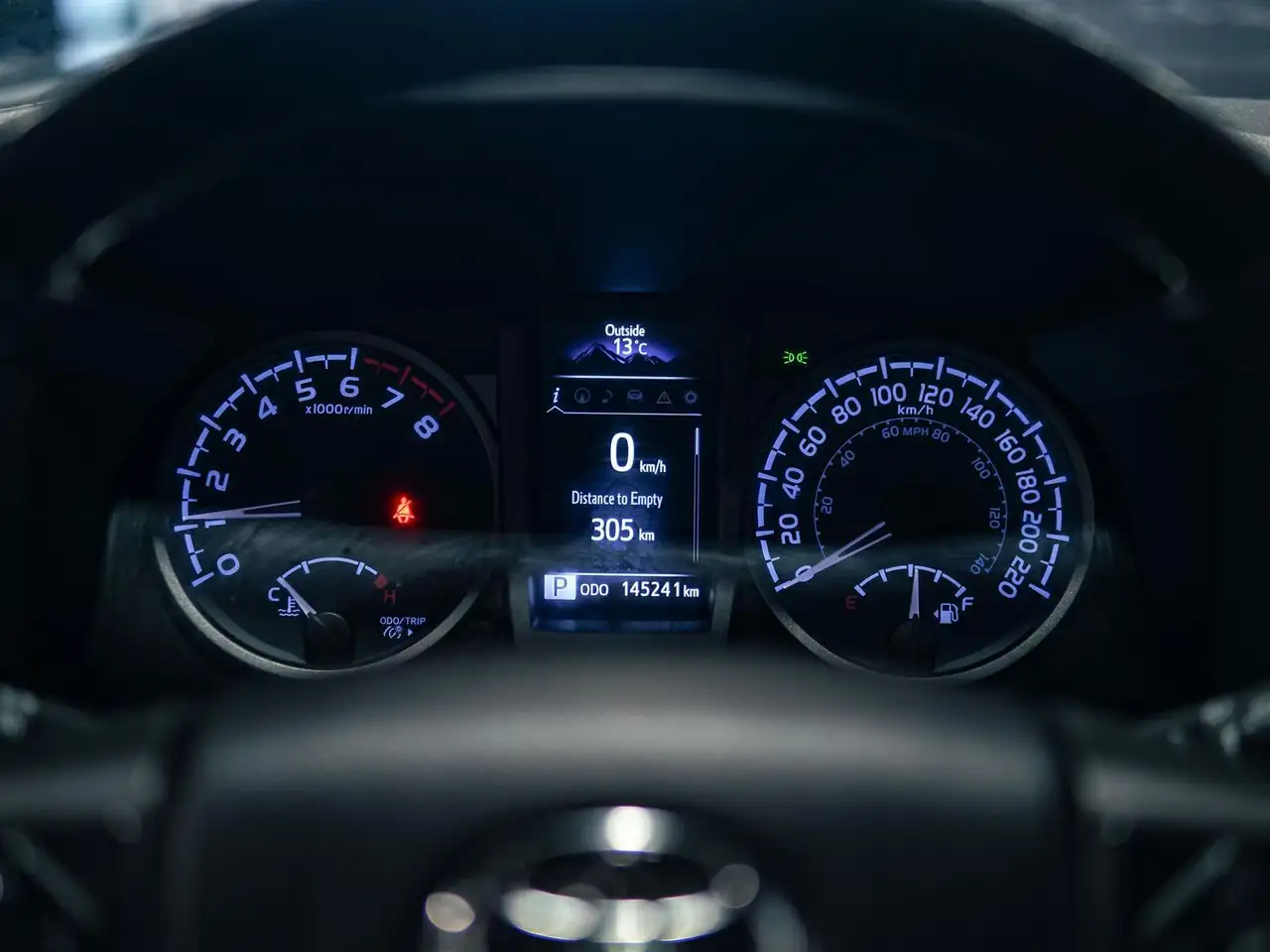 Toyota Tacoma снимка Toyota Tacoma