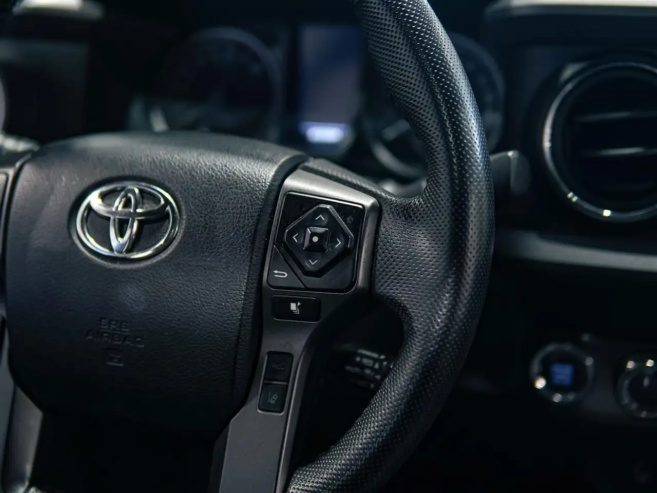 Toyota Tacoma снимка Toyota Tacoma