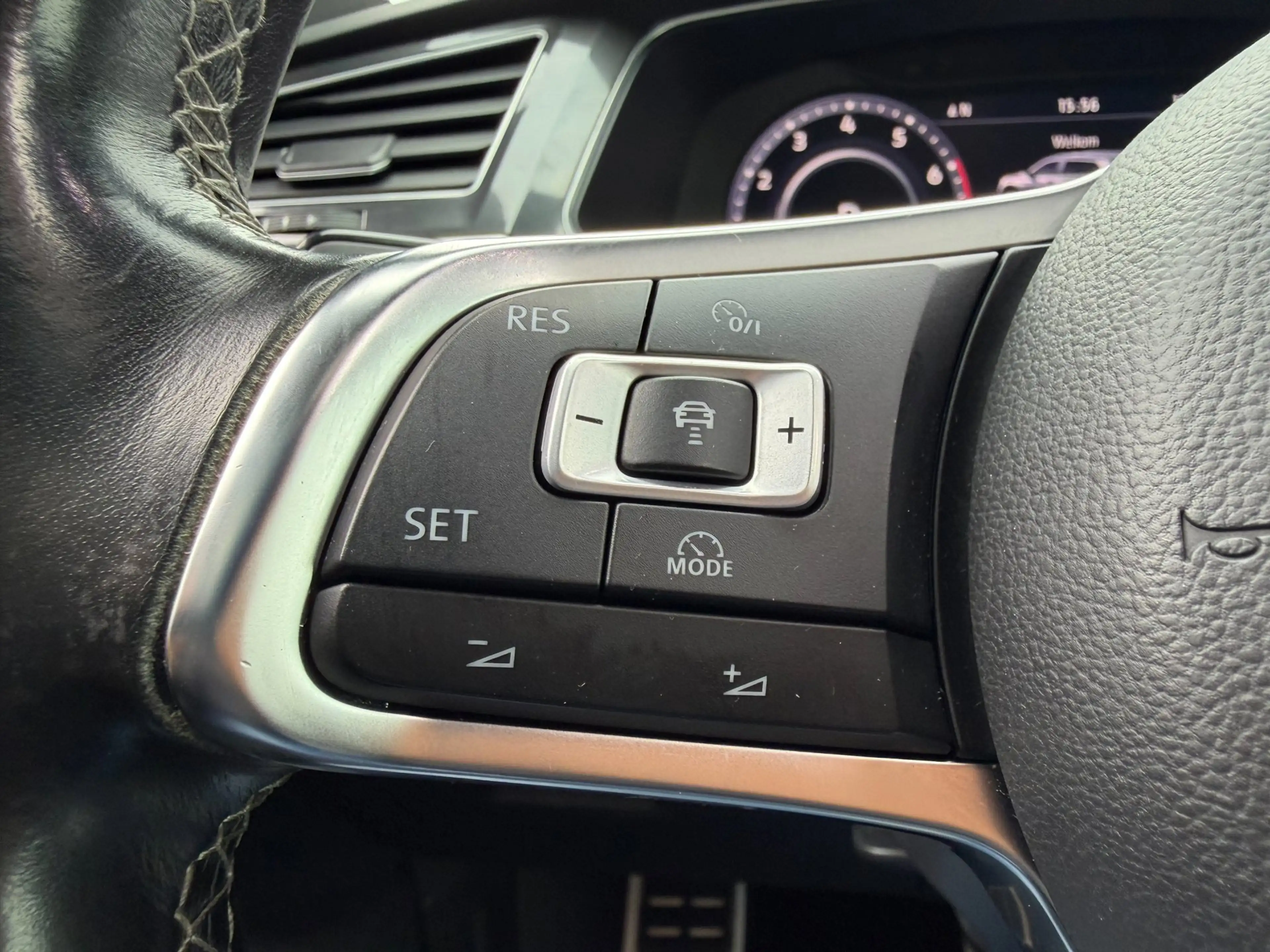 Volkswagen Tiguan 2.0 TSI 4Motion R-Line|Pano|Adaptief|H.U.D.|Keyles — photo 28