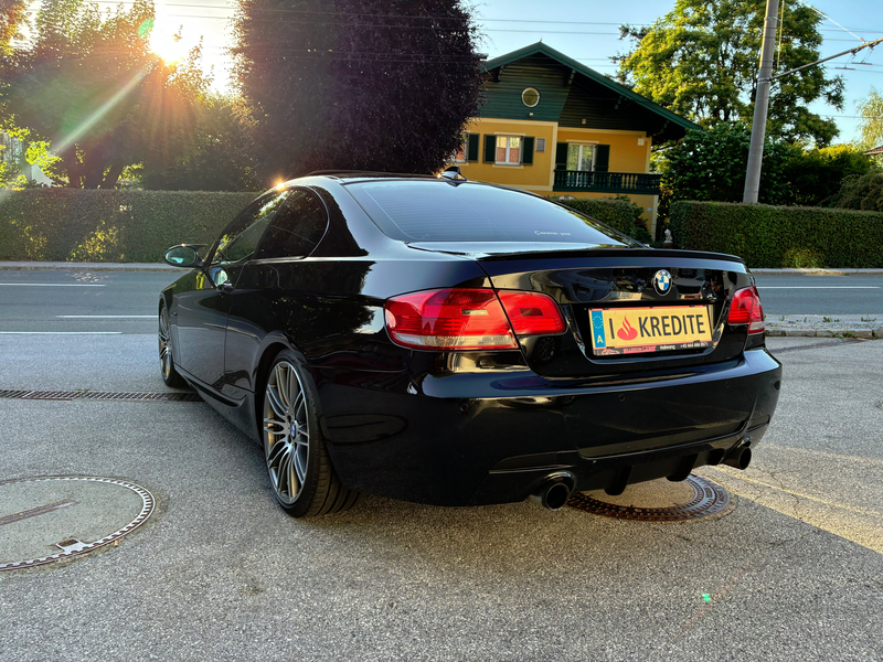 BMW 335 i — photo 9