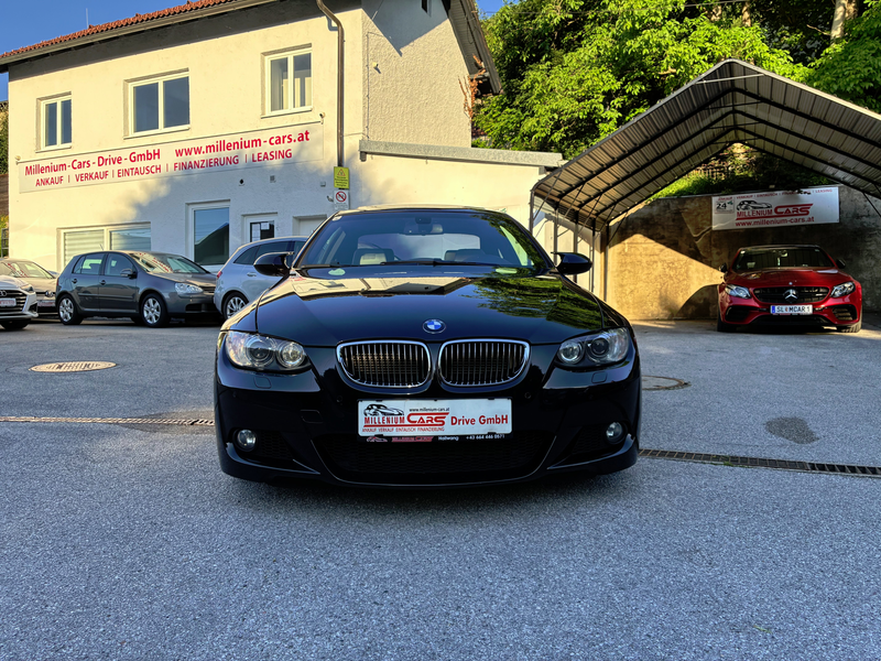 BMW 335 i — photo 3