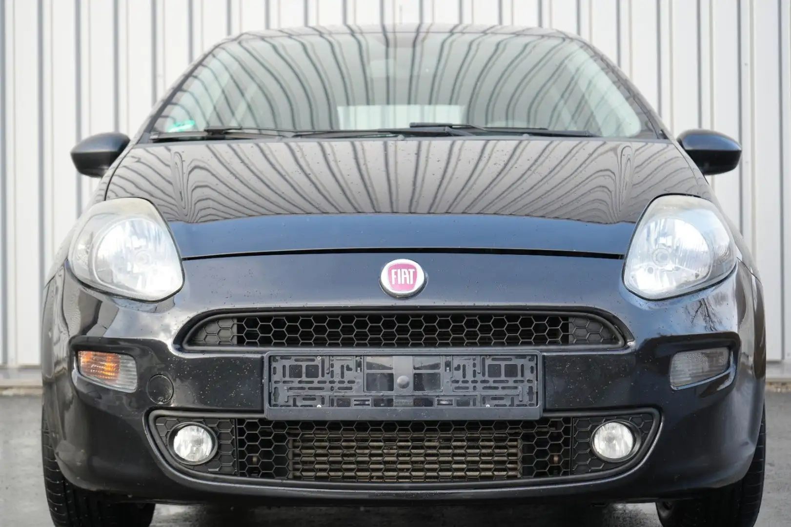 Fiat Punto 1.3 JTD Lounge Klima/8Fach/Tüv 03/27 Schwarz - 2