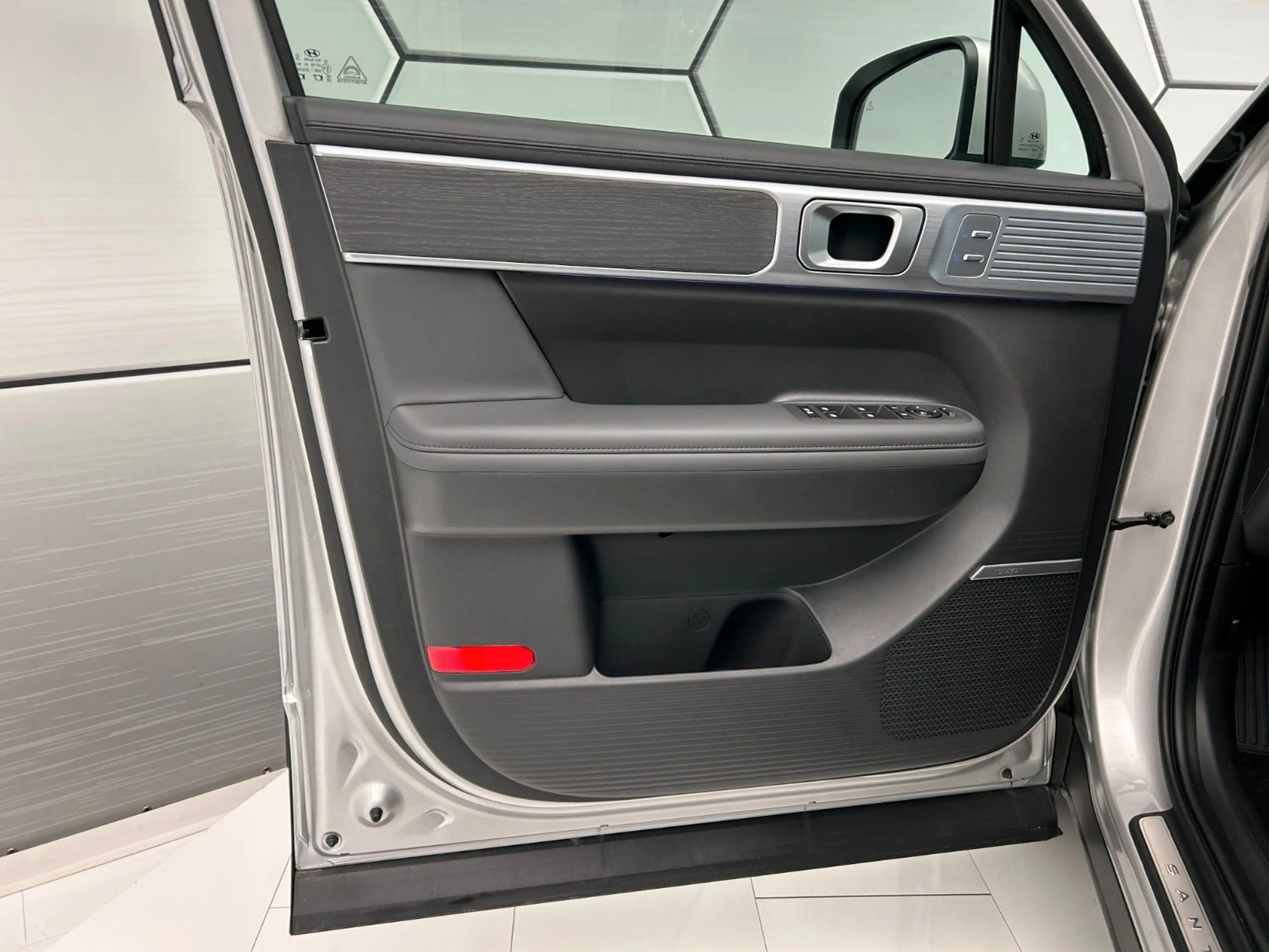 Hyundai SANTA FE 1.6 T-GDI Plug-In-Hyb.Signature 4WD — photo 14
