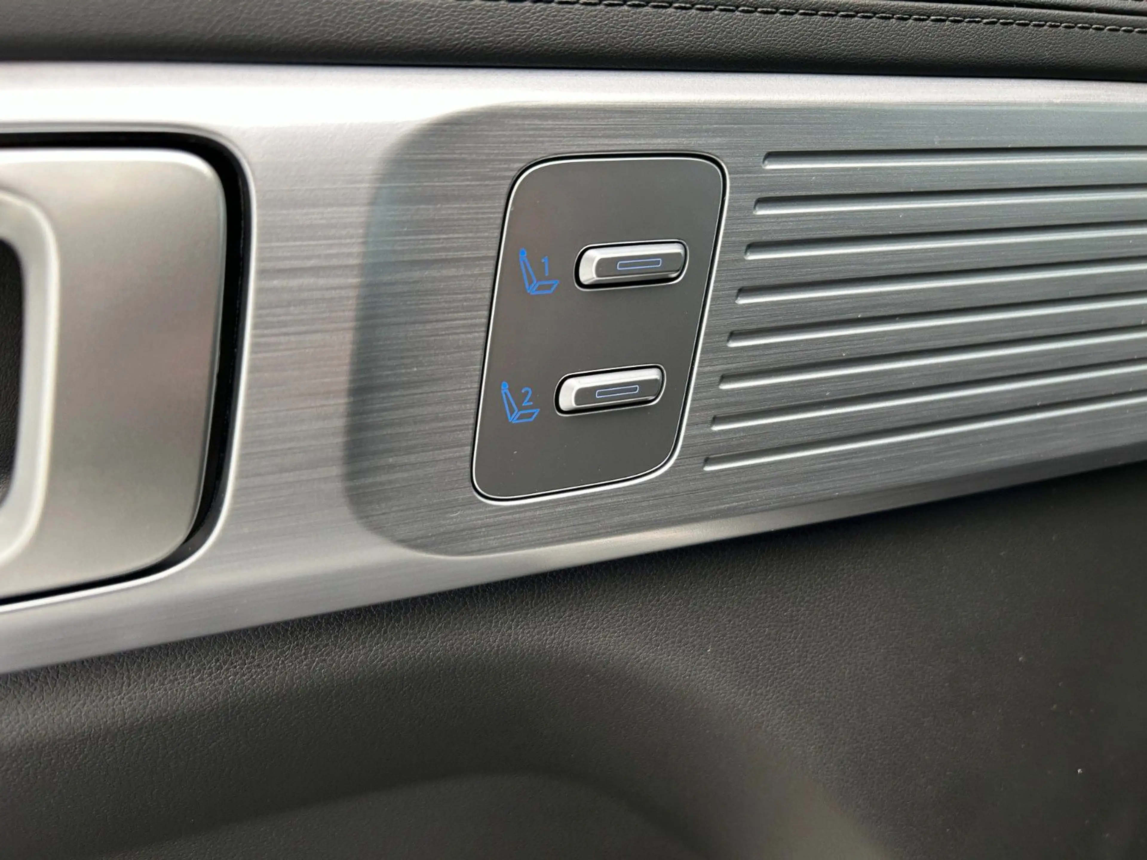 Hyundai SANTA FE 1.6 T-GDI Plug-In-Hyb.Signature 4WD — photo 15