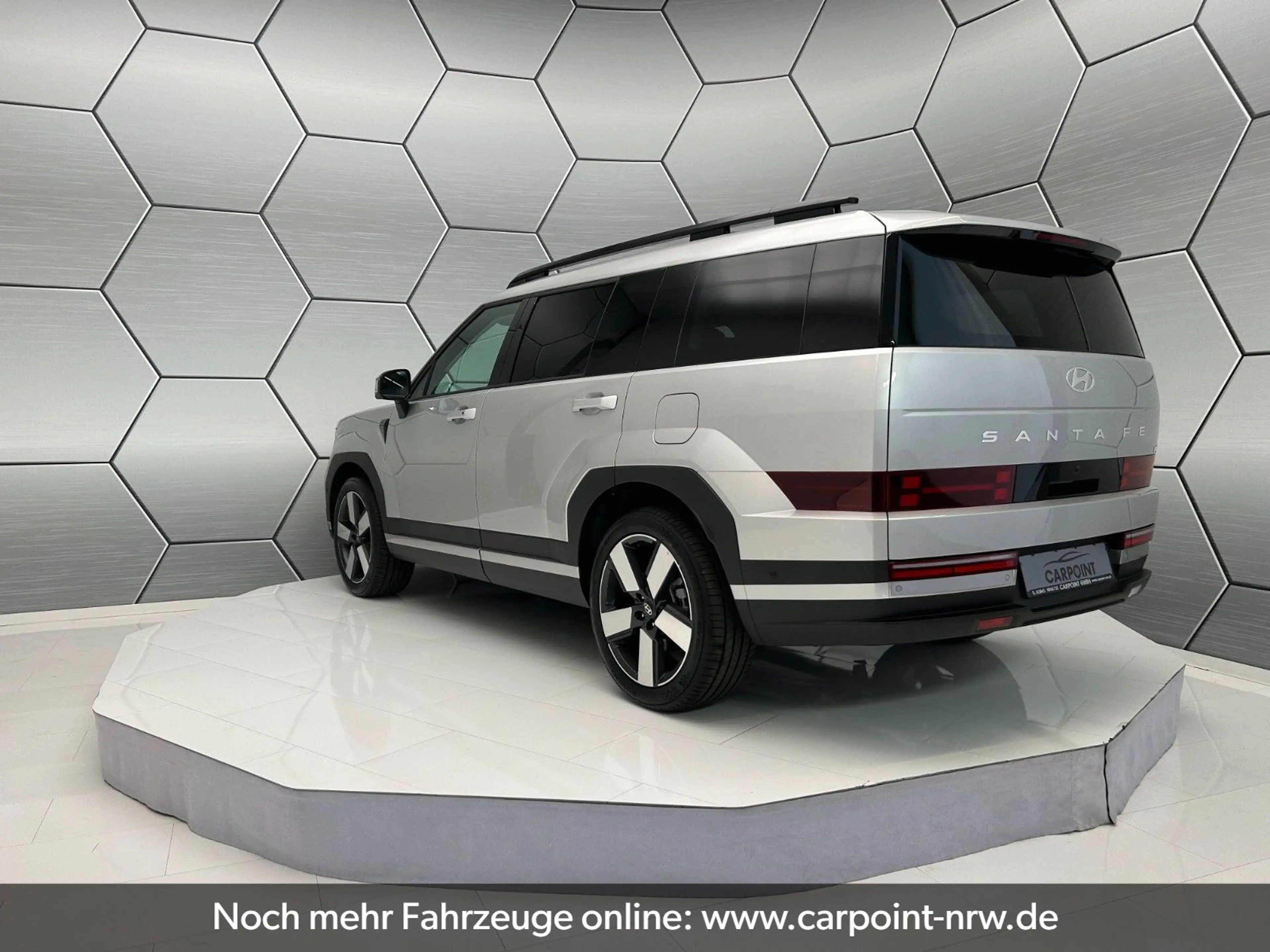 Hyundai SANTA FE 1.6 T-GDI Plug-In-Hyb.Signature 4WD — photo 4