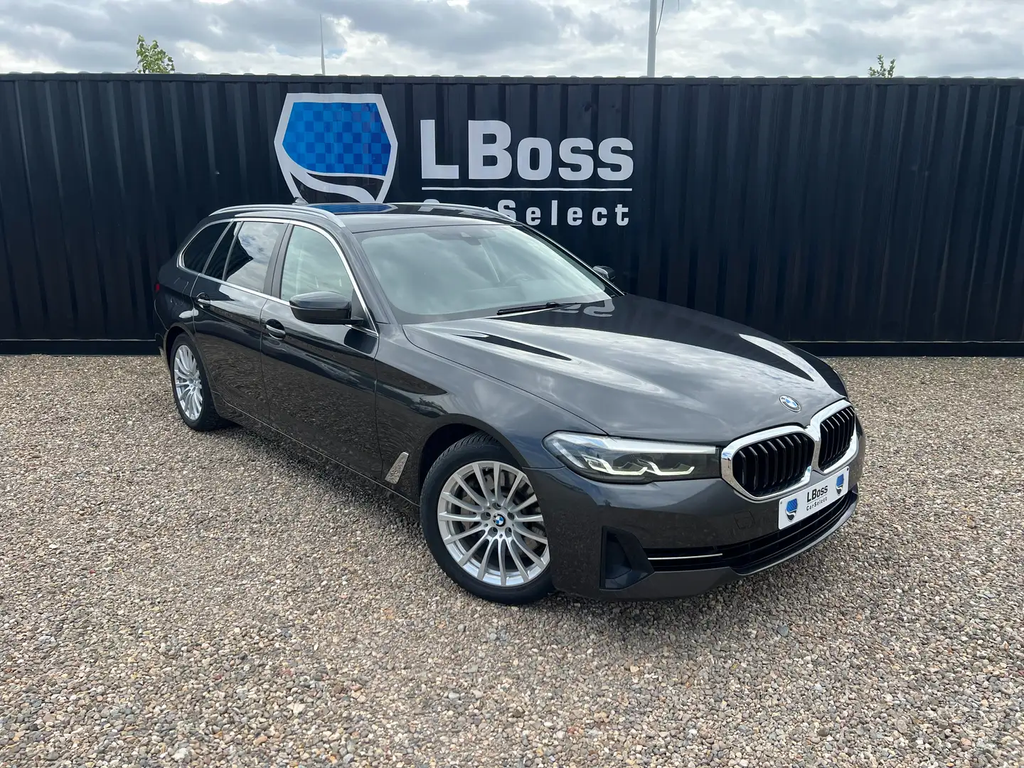 BMW 530 e Touring /Trekhaak/Cruise control/Camera/... Gris - 1