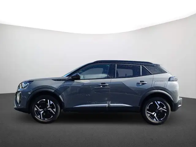 Peugeot 2008 view 4