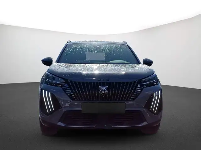 Peugeot 2008 view 2