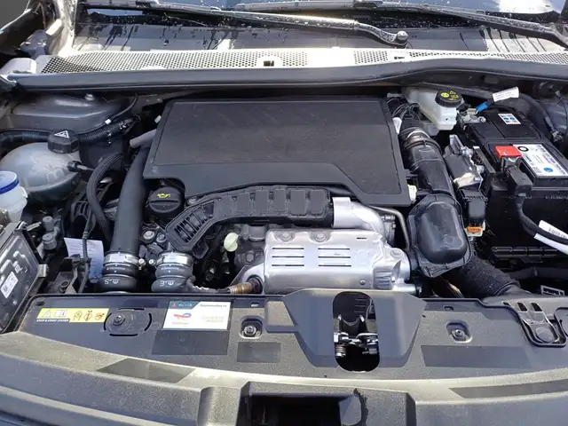 Peugeot 2008 view 5