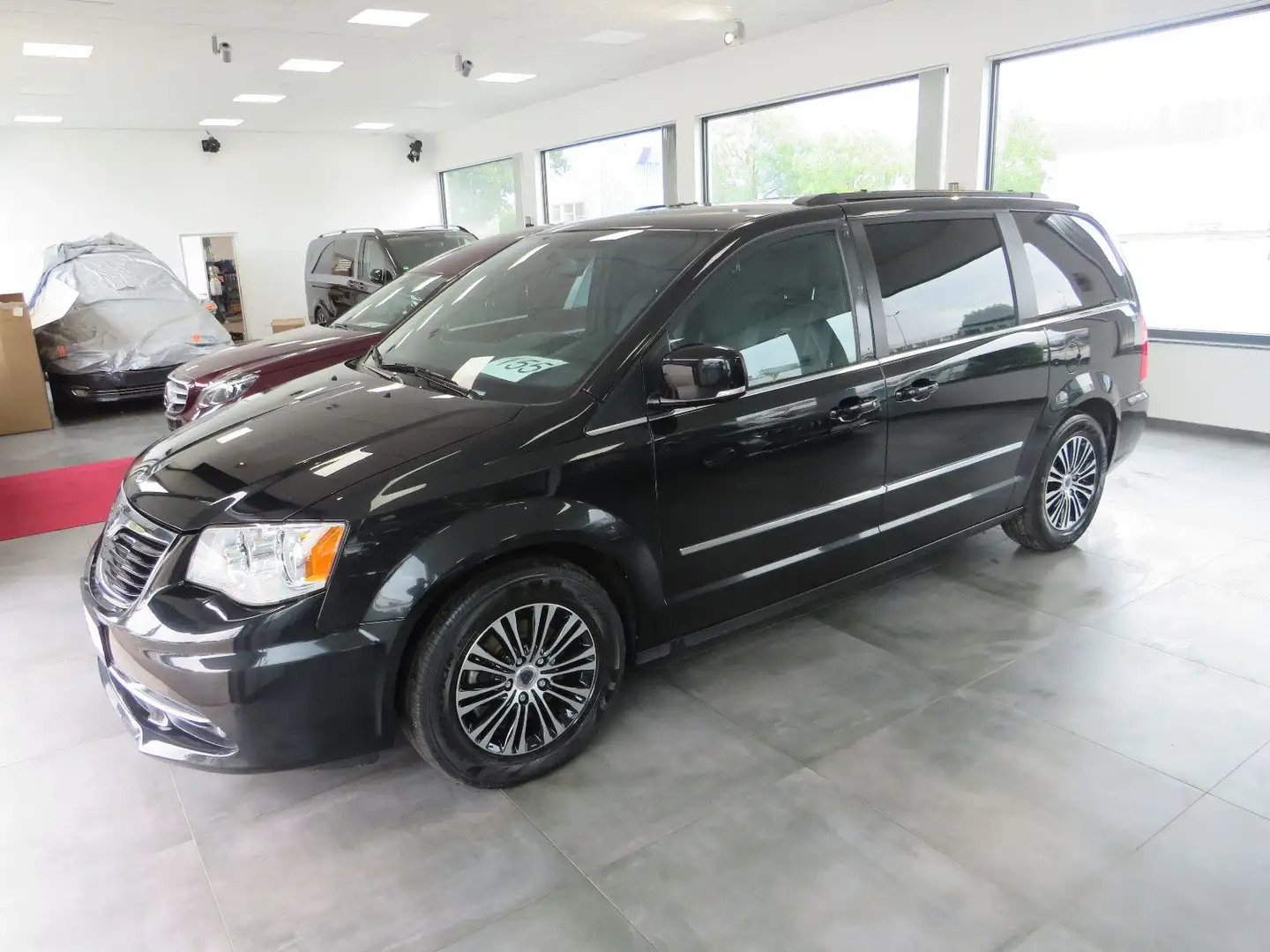 Lancia Voyager Hartung Bestattungswagen / Leichenwagen Schwarz - 1