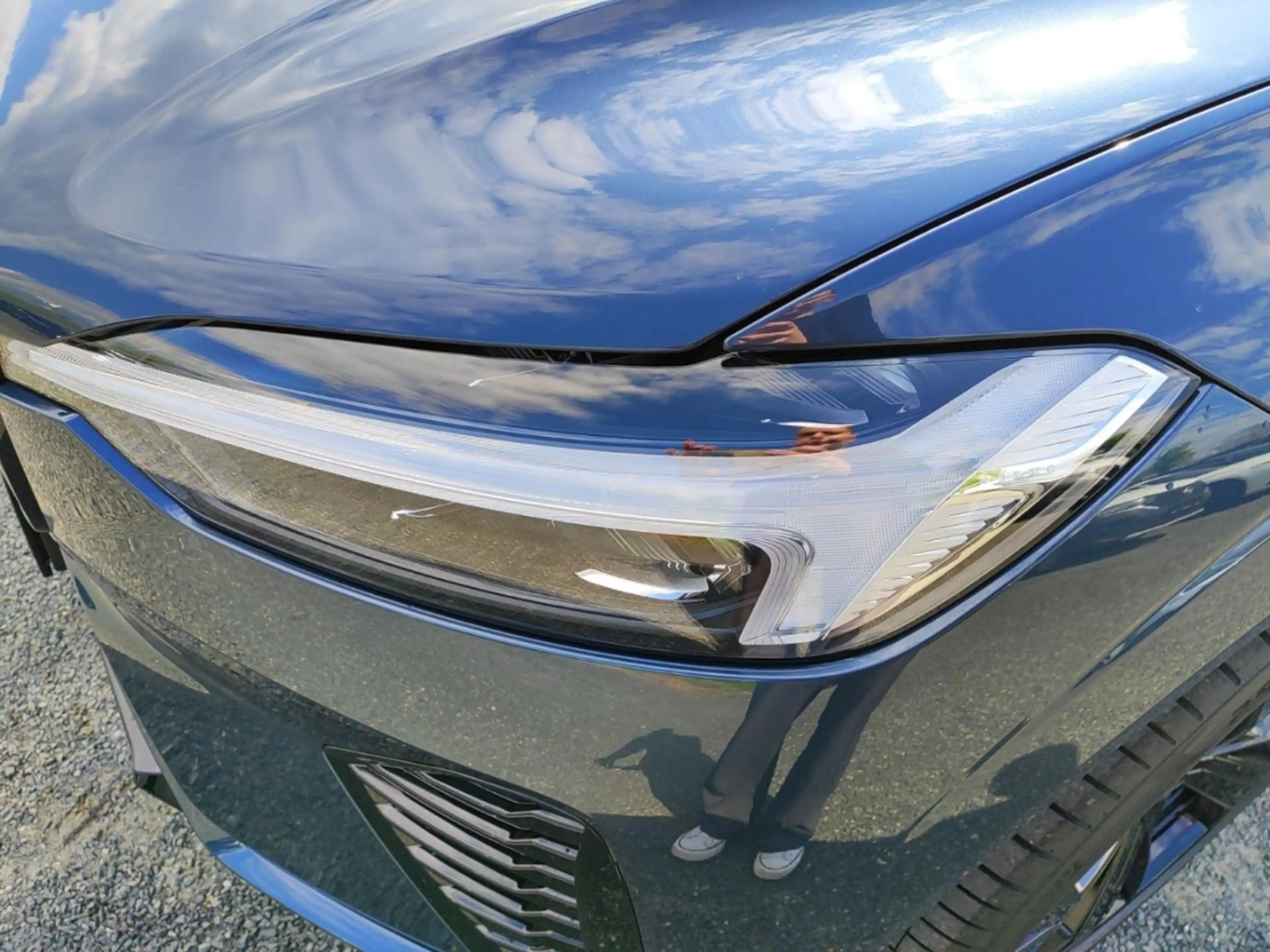 Volvo XC60 Plus Black Edition Recharge Plug-In Hybrid AWD Sta — photo 9
