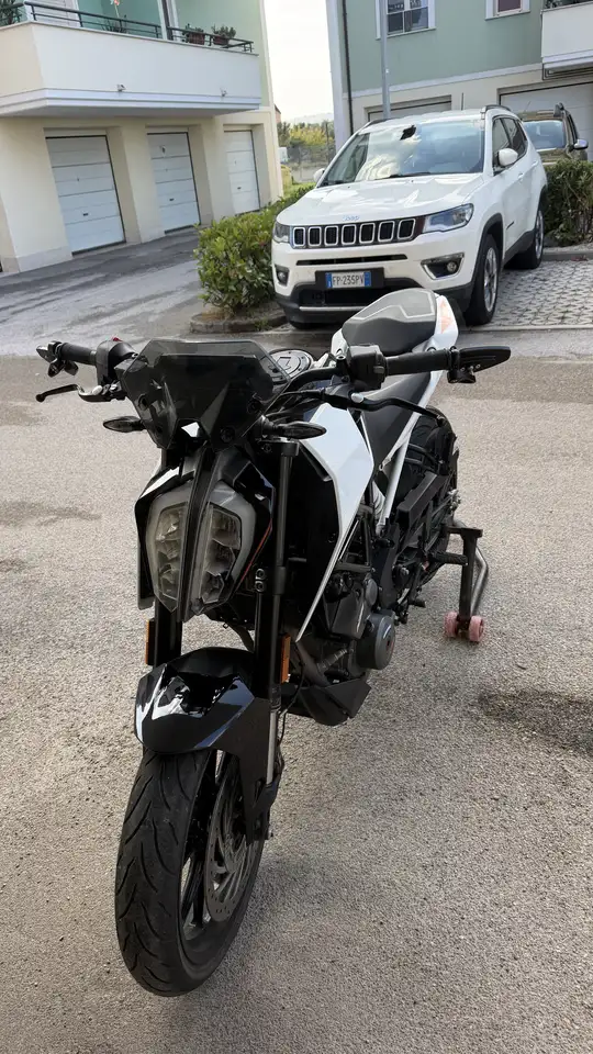 KTM 390 Duke