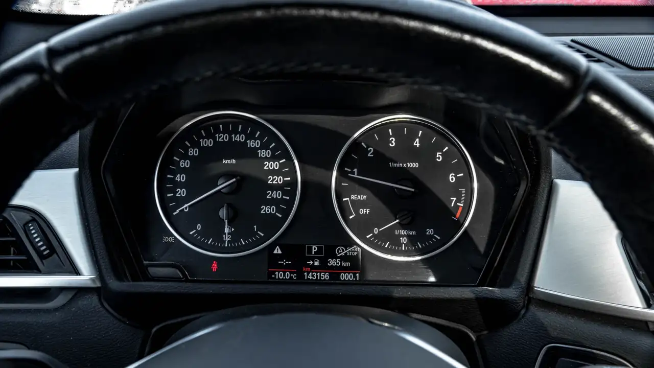 BMW X1 снимка BMW X1