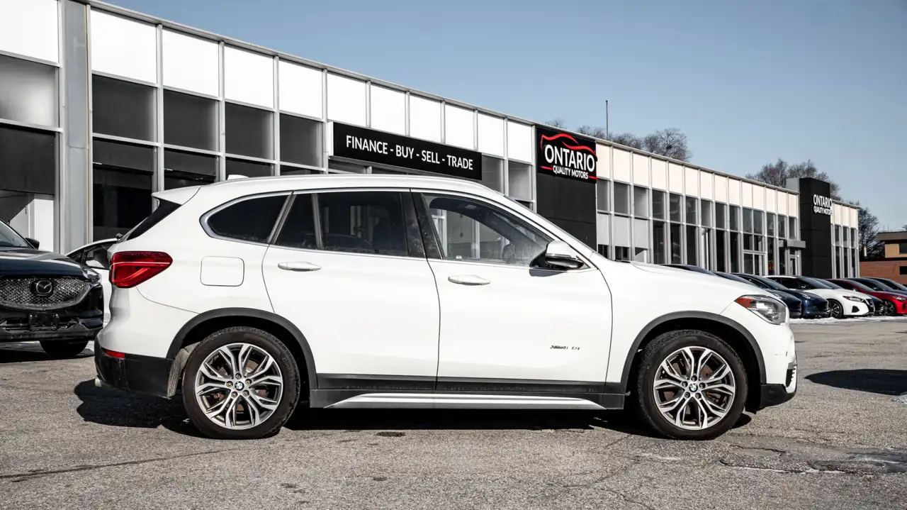 BMW X1 снимка BMW X1