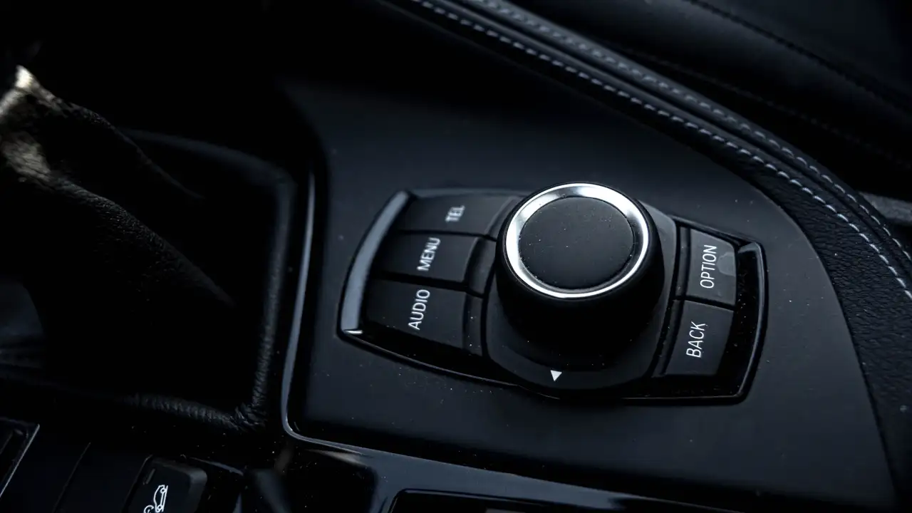 BMW X1 снимка BMW X1