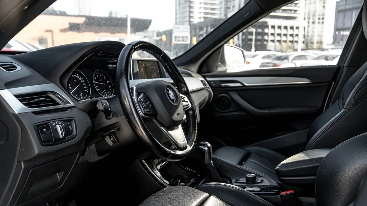 BMW X1 снимка BMW X1