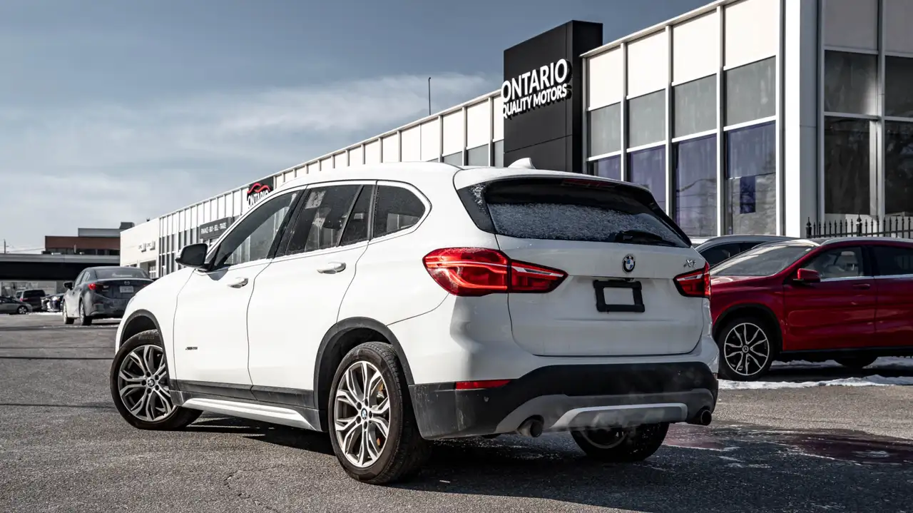 BMW X1 снимка BMW X1