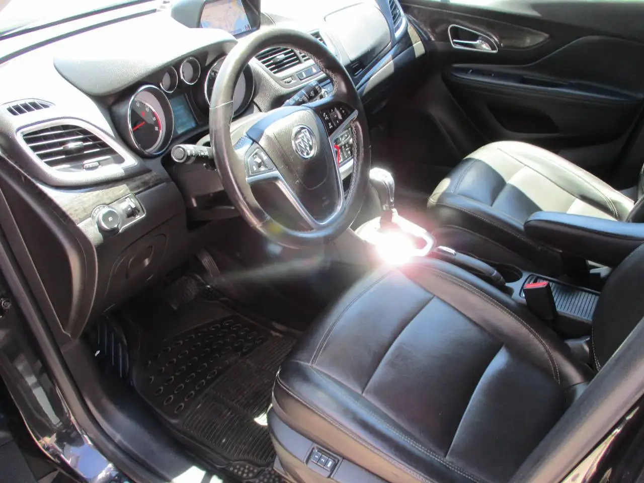 Buick Encore снимка Buick Encore