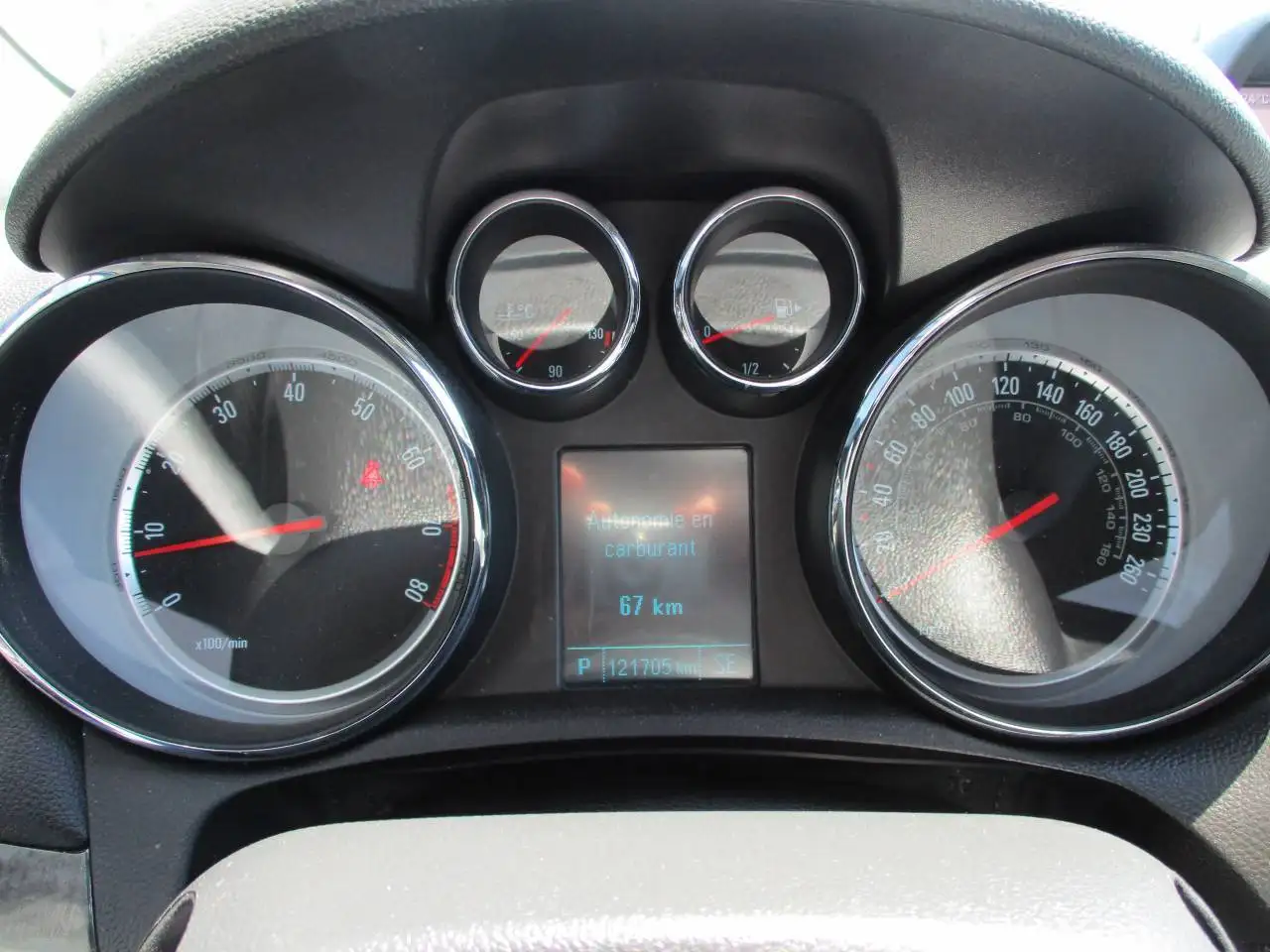 Buick Encore снимка Buick Encore
