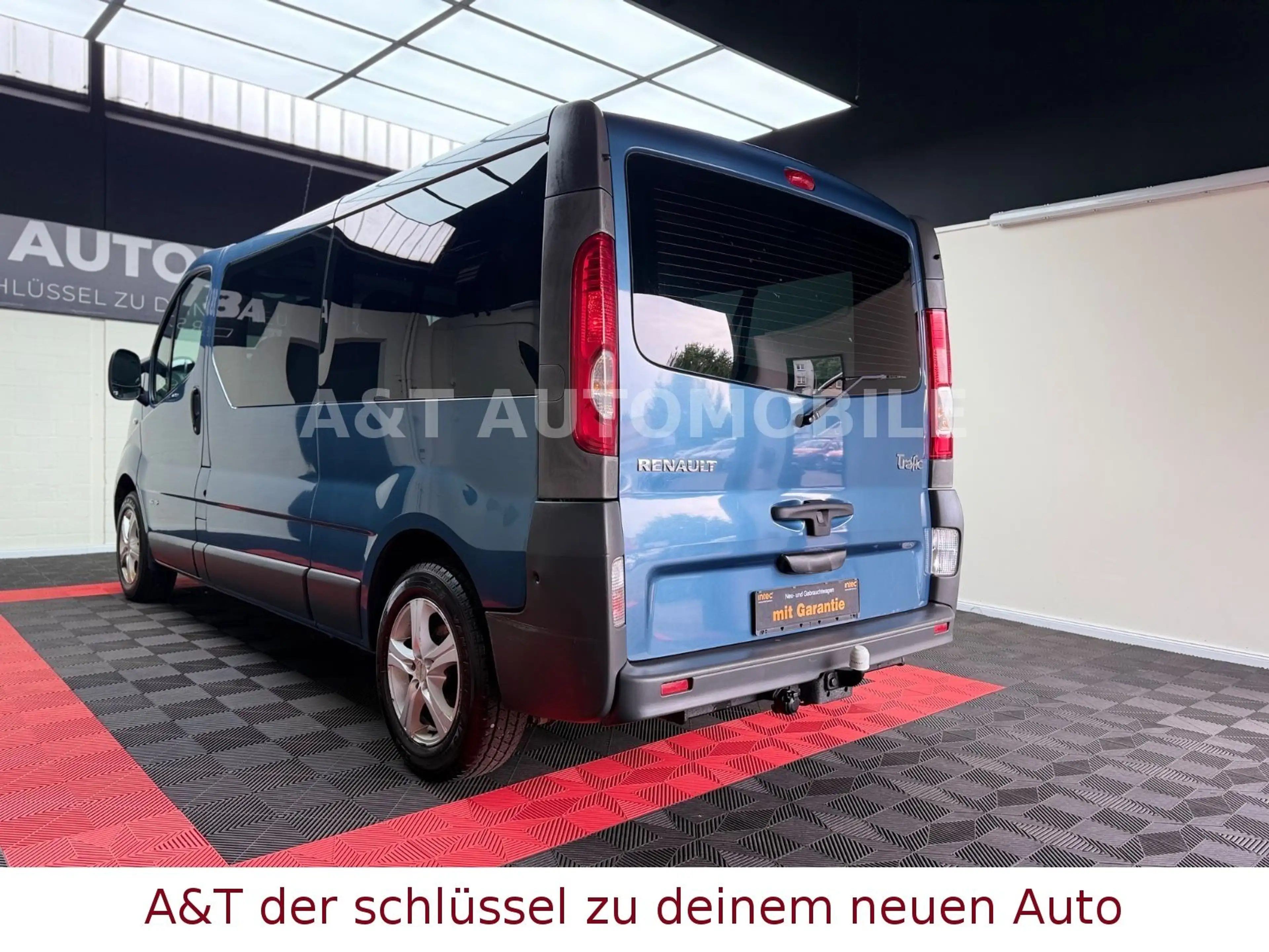 Renault Trafic Combi L2H1 2,9t verglast.9SITZER:TÜV NEU — photo 7