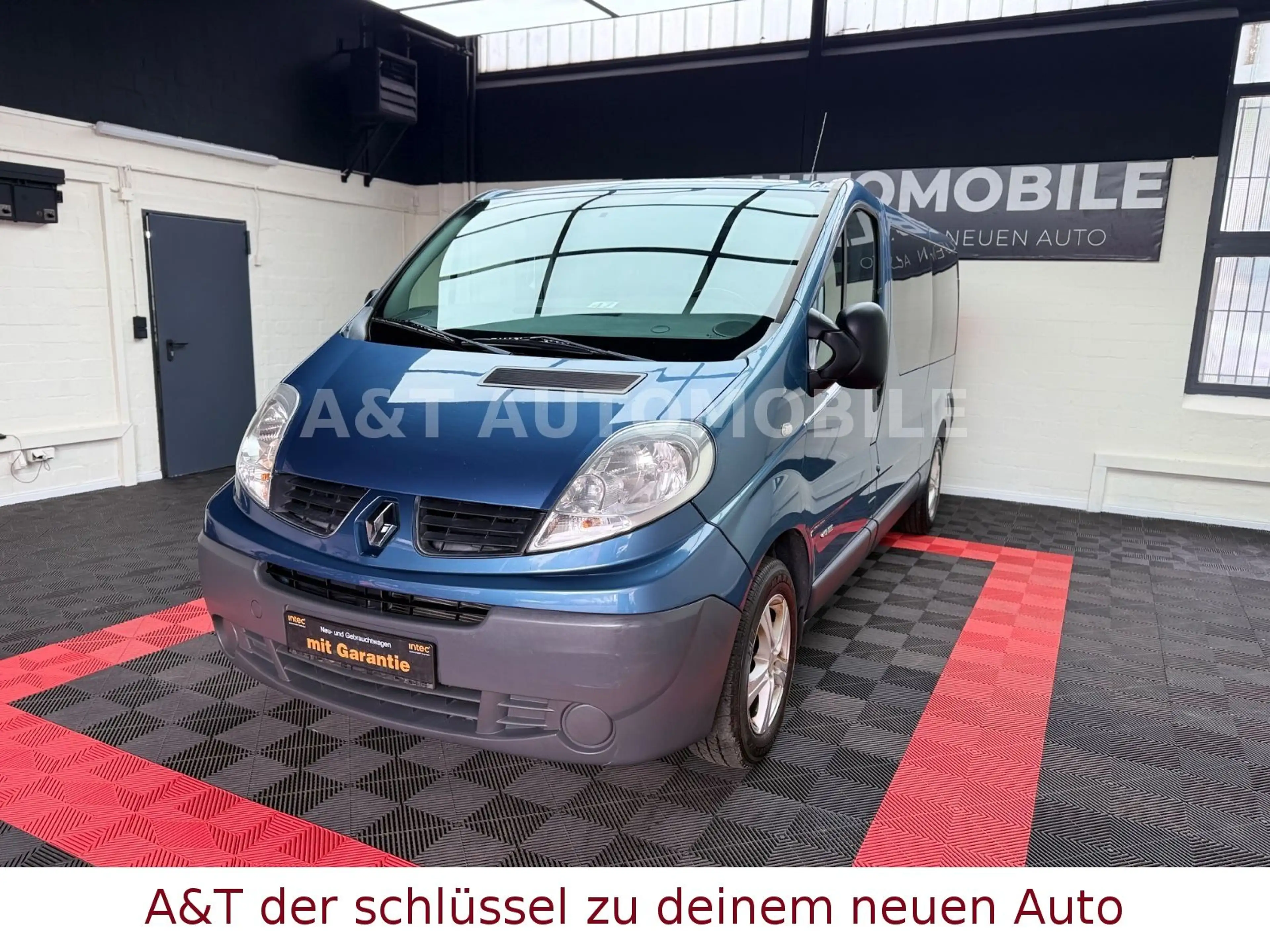 Renault Trafic Combi L2H1 2,9t verglast.9SITZER:TÜV NEU — photo 3