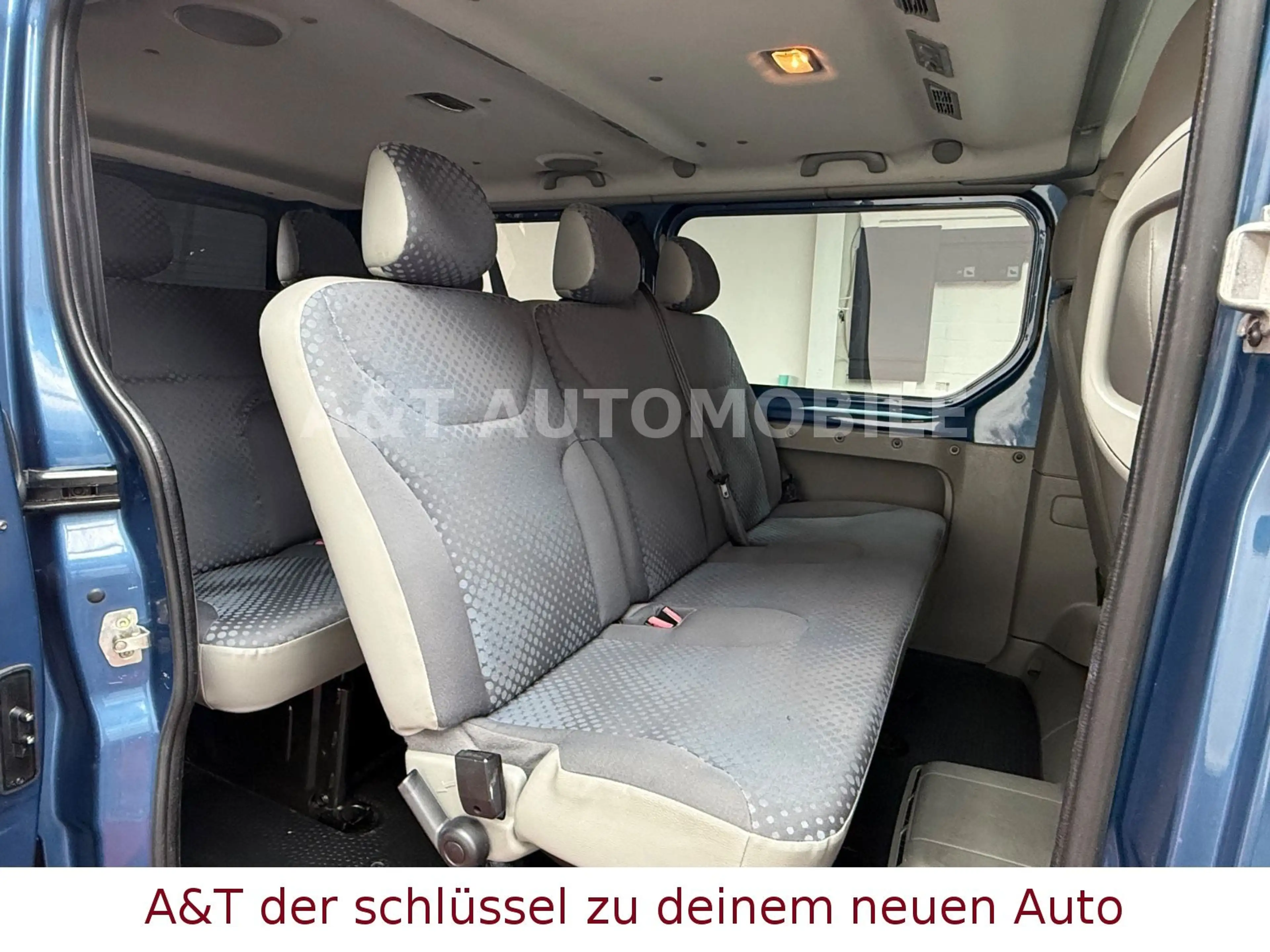 Renault Trafic Combi L2H1 2,9t verglast.9SITZER:TÜV NEU — photo 12