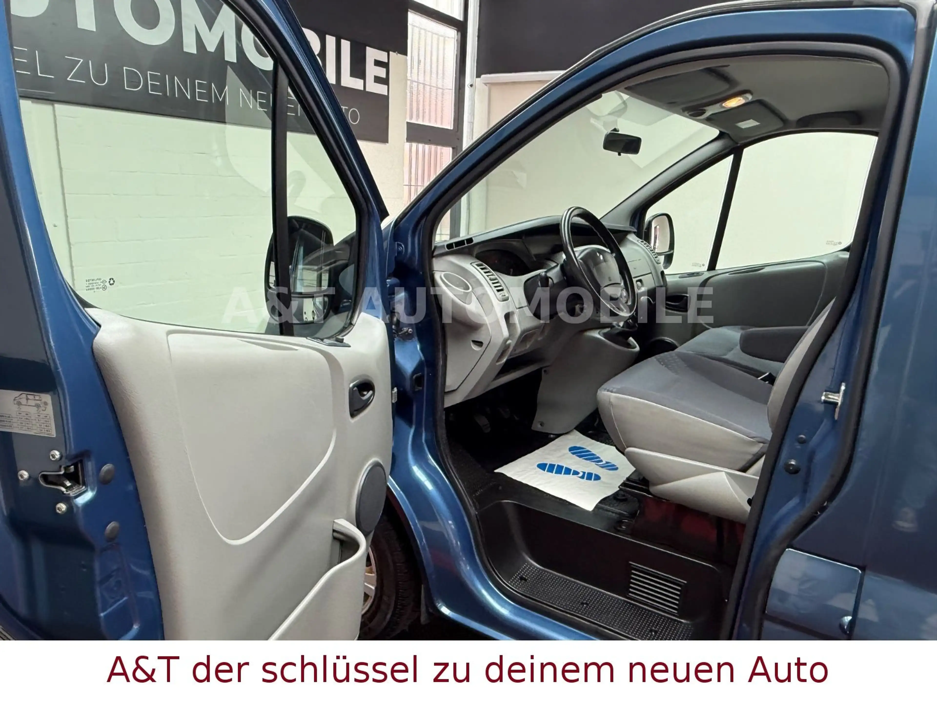 Renault Trafic Combi L2H1 2,9t verglast.9SITZER:TÜV NEU — photo 15
