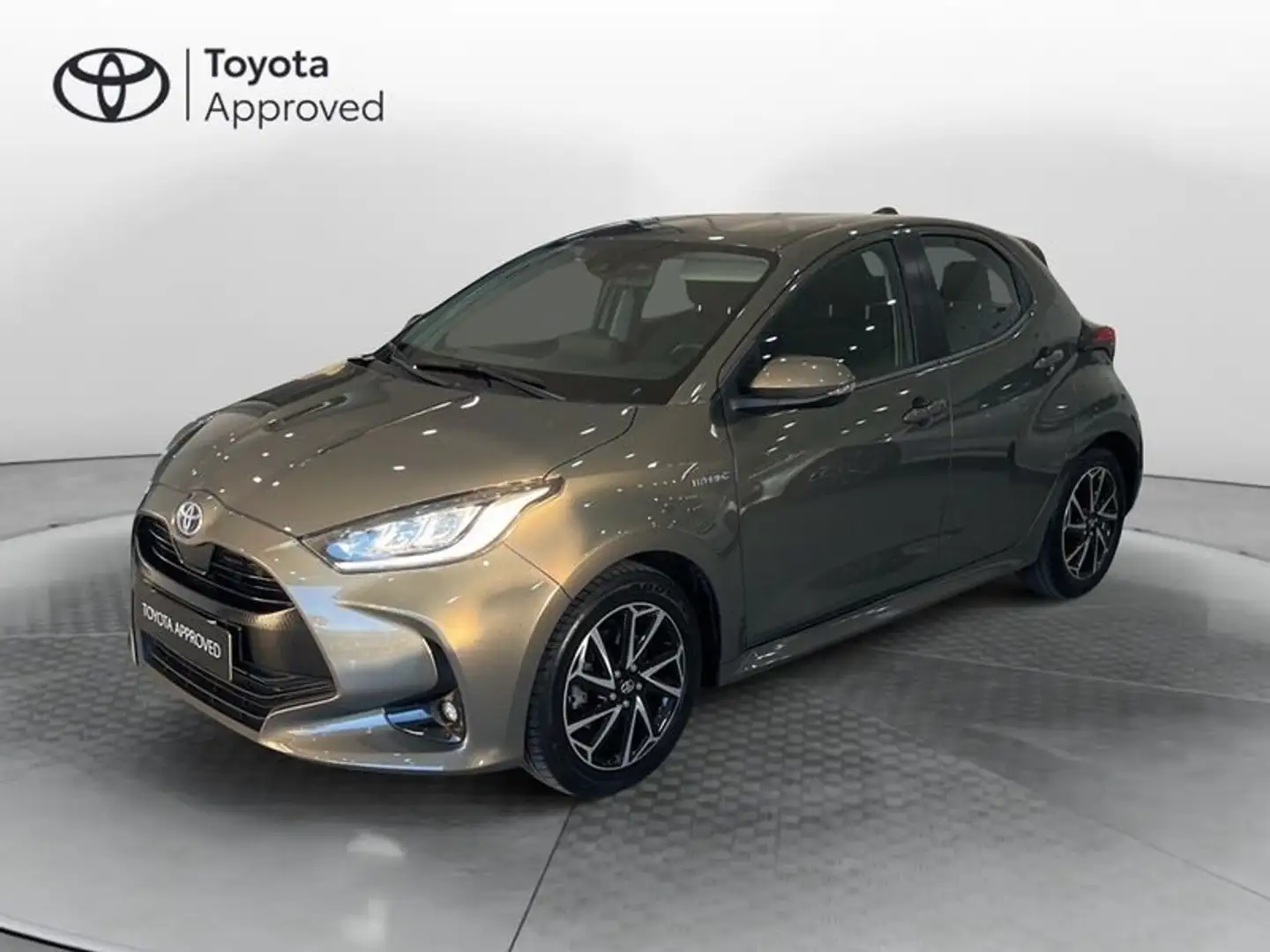 Toyota Yaris 1.5 Hybrid 5 porte Trend Bronzo - 1