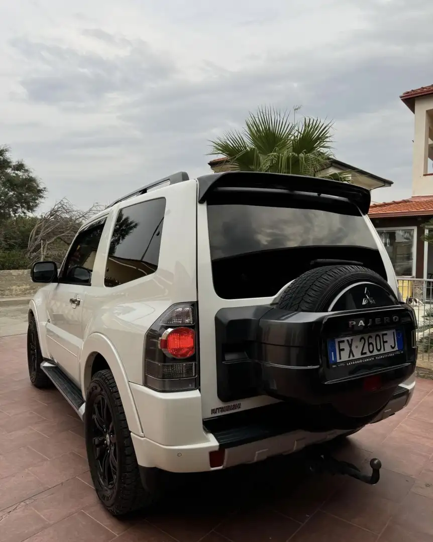 Mitsubishi Pajero 3.2 cr Instyle 3p auto - 2