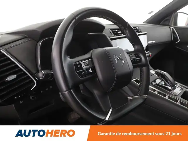 DS Automobiles DS 7 Crossback view 11