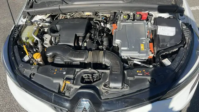 Renault Clio view 15