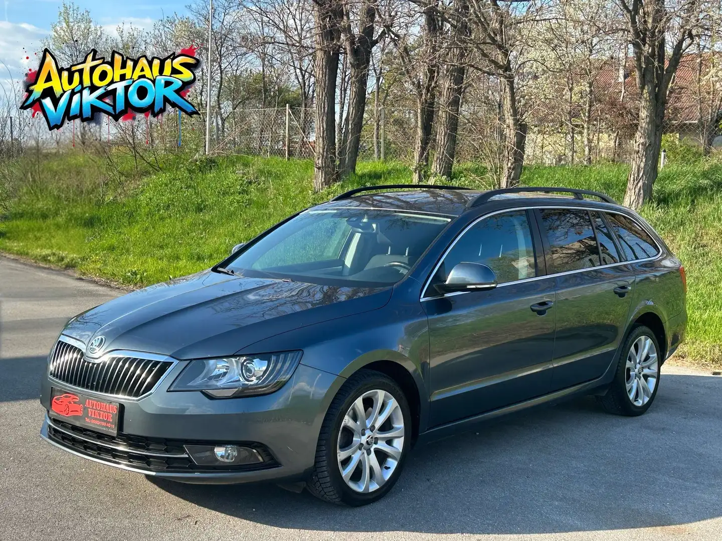 Skoda Superb Combi Elegance 2,0  DSG*12 Monate Garantie* Gris - 1