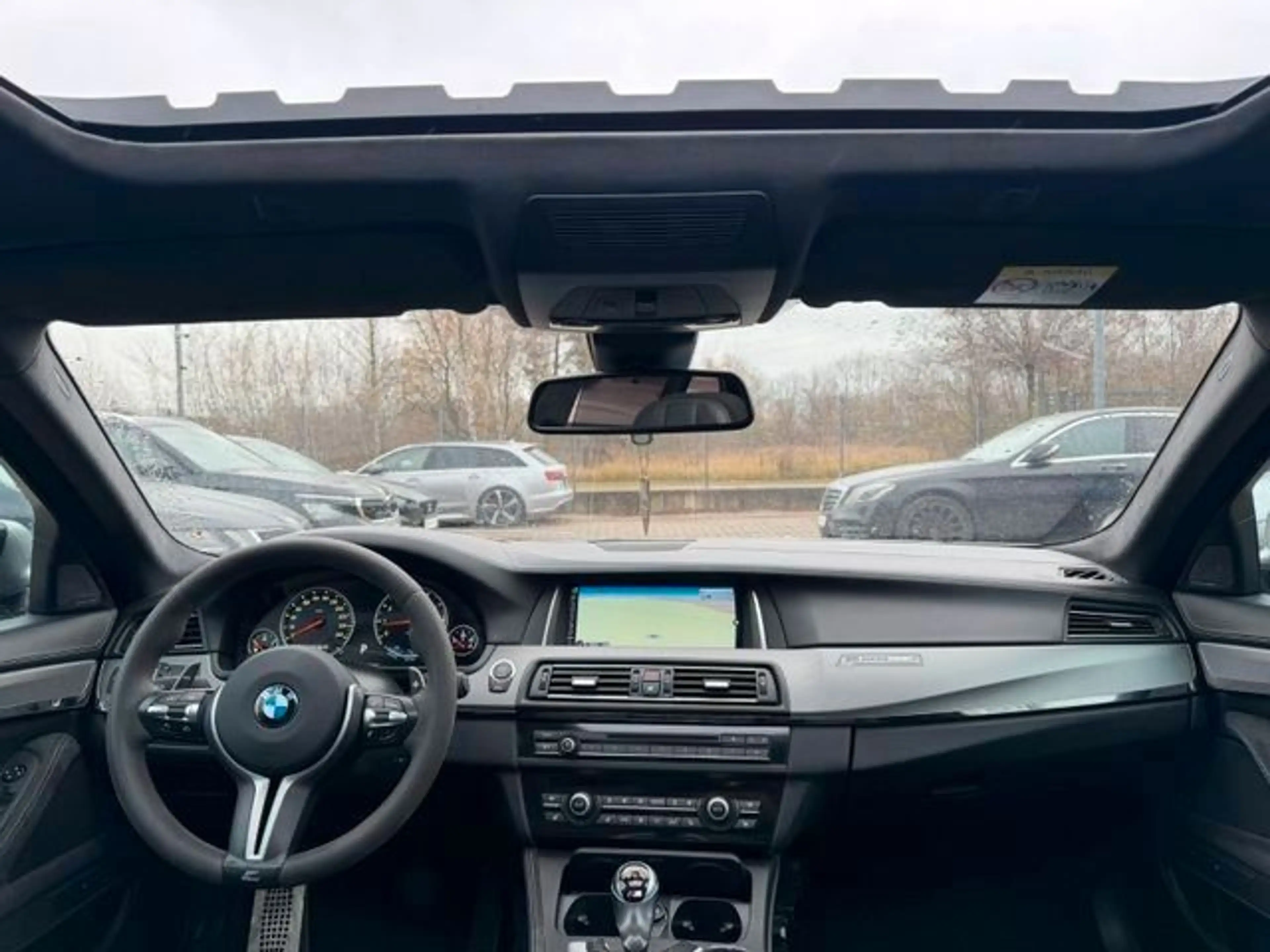 BMW M5 30 Jahre Edition-1 von 300 Leder*Pano*HeadUp — photo 10