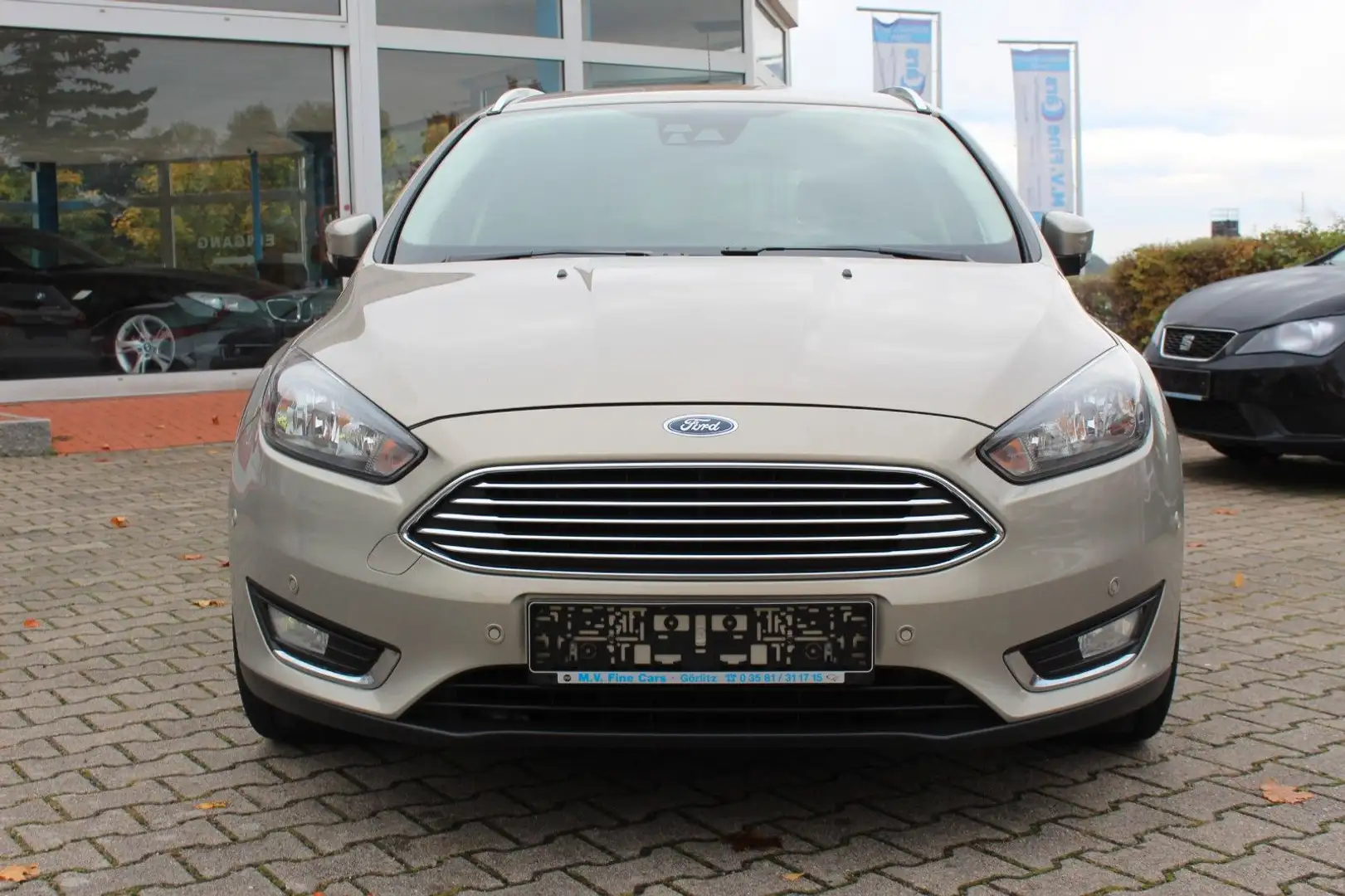 Ford Focus Turnier Titanium Silber - 2