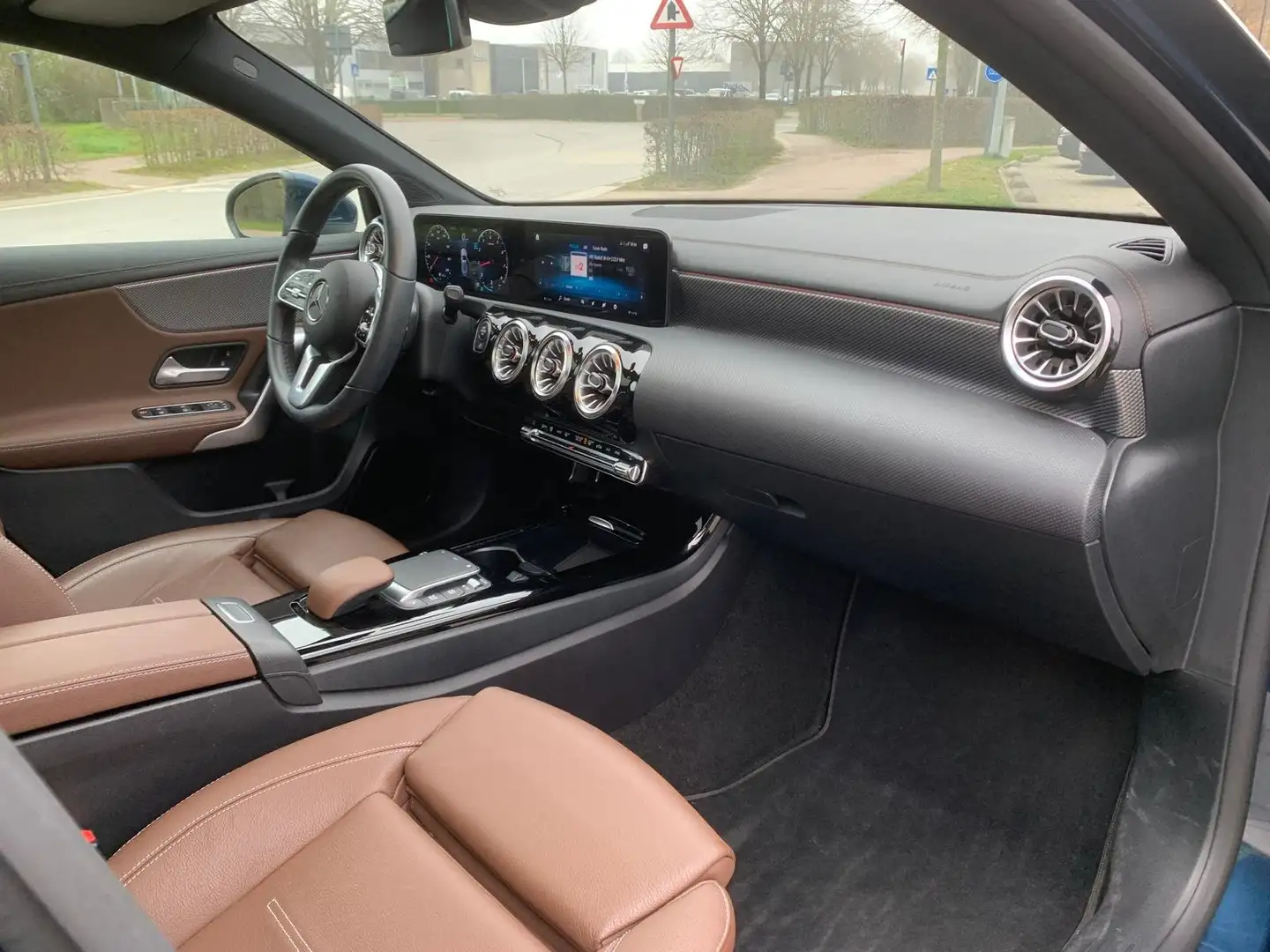 Mercedes-Benz A 200 A 200 7G-DCT Blauw - 2