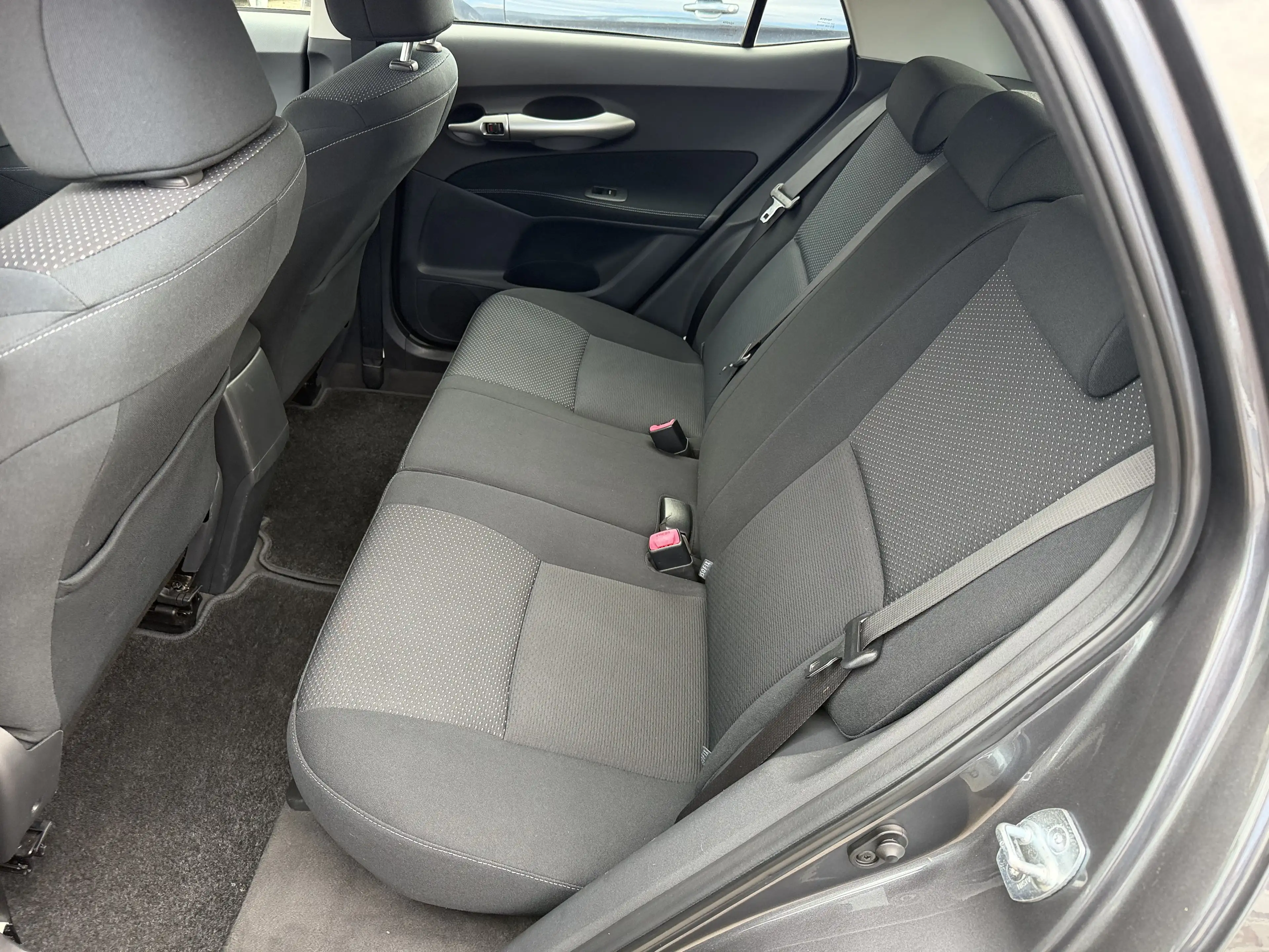 Toyota Auris Auris 5-Türer 1.33 VVT-i — photo 6