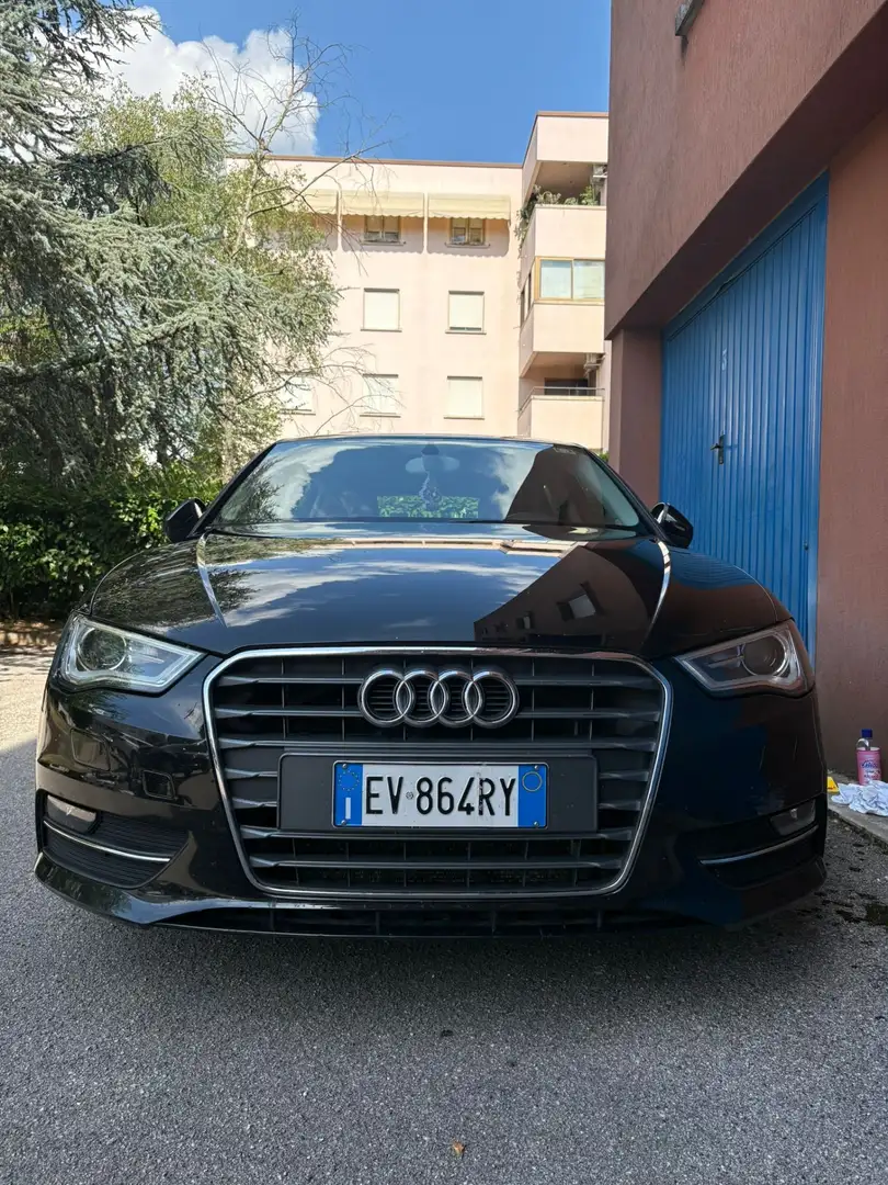Audi A3 Sportback 1.6 tdi Attraction - 2