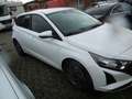 Hyundai i20 Hyundai i20 6MT 100PS mHev 1.0 T-GDI Comfort Weiß - thumbnail 3